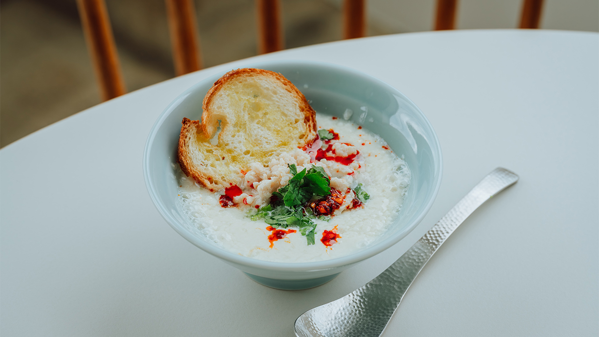 朝食／ダイニングエリアにてご用意いたします