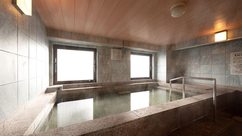 【レイトアウト11時-素泊まり】少し遅めの朝を満喫。新市街までも川辺散歩を楽しむ熊本ステイ