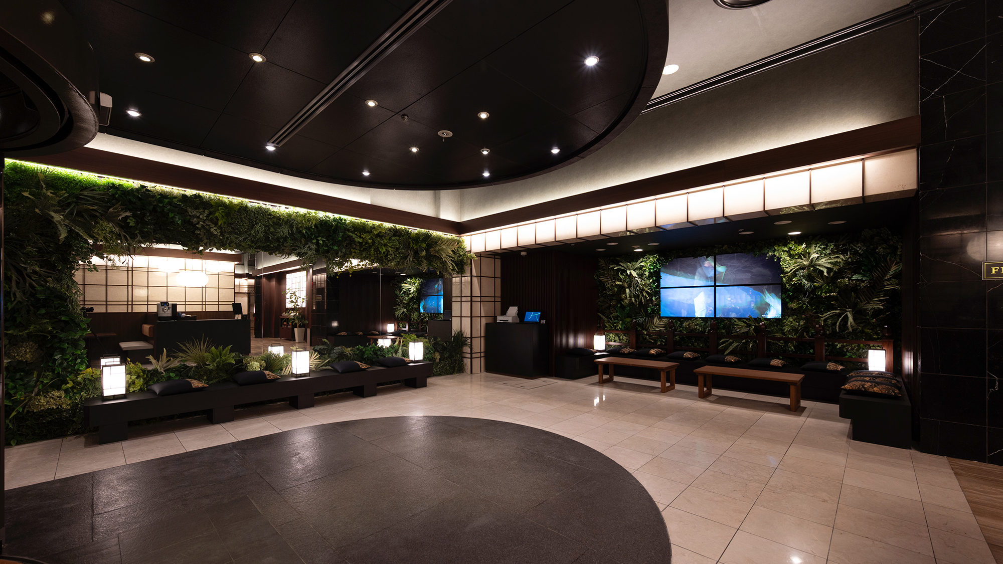 ロビーラウンジ