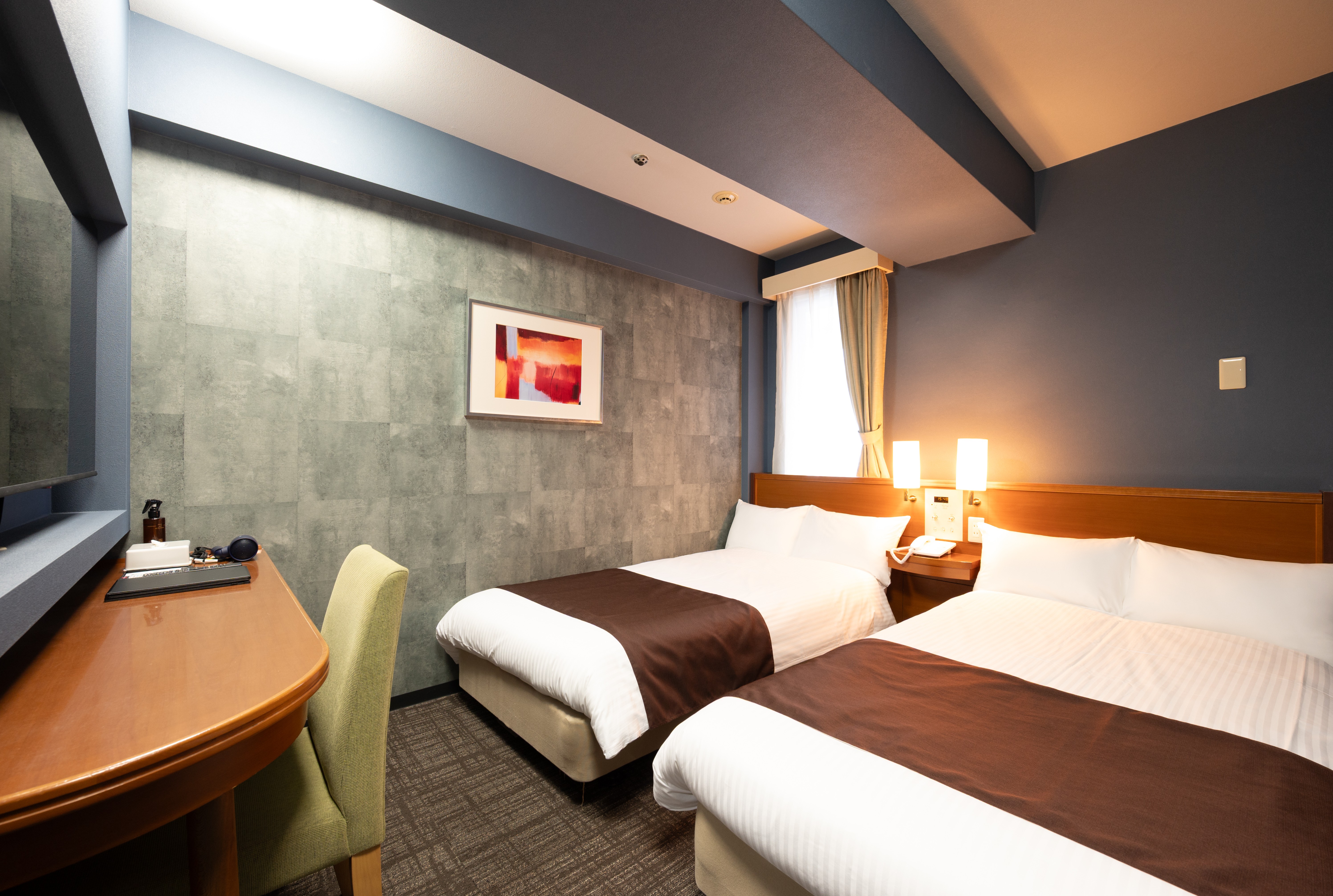 スタンダードツイン［ベッド幅110cm・14平米］