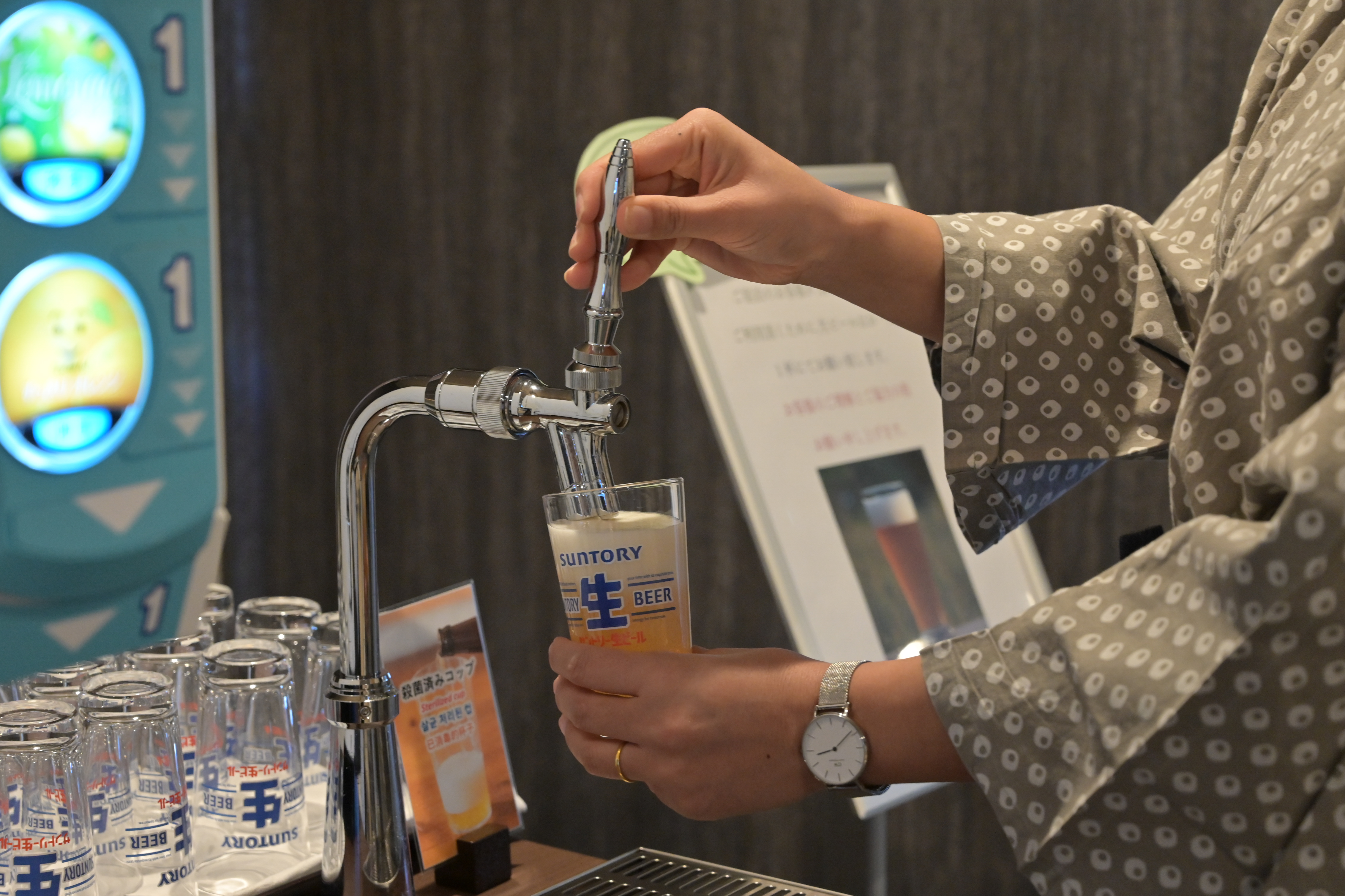 キンキンに冷えた生ビールご用意しております！！