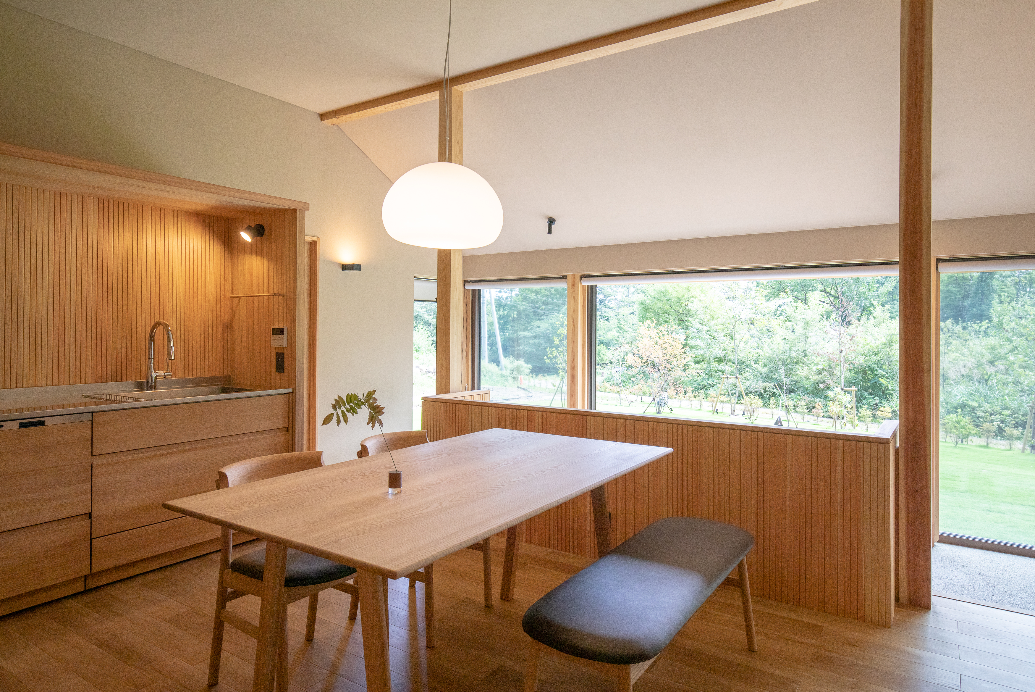 リビングとダイニングが一体になった空間