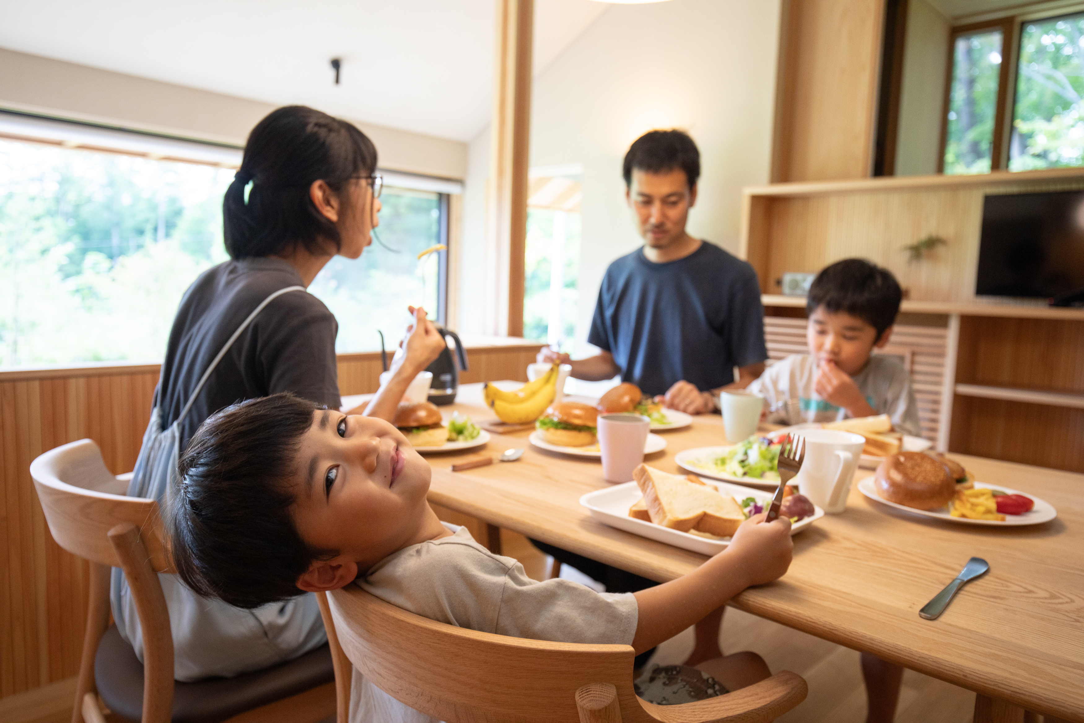 皆で楽しく食事