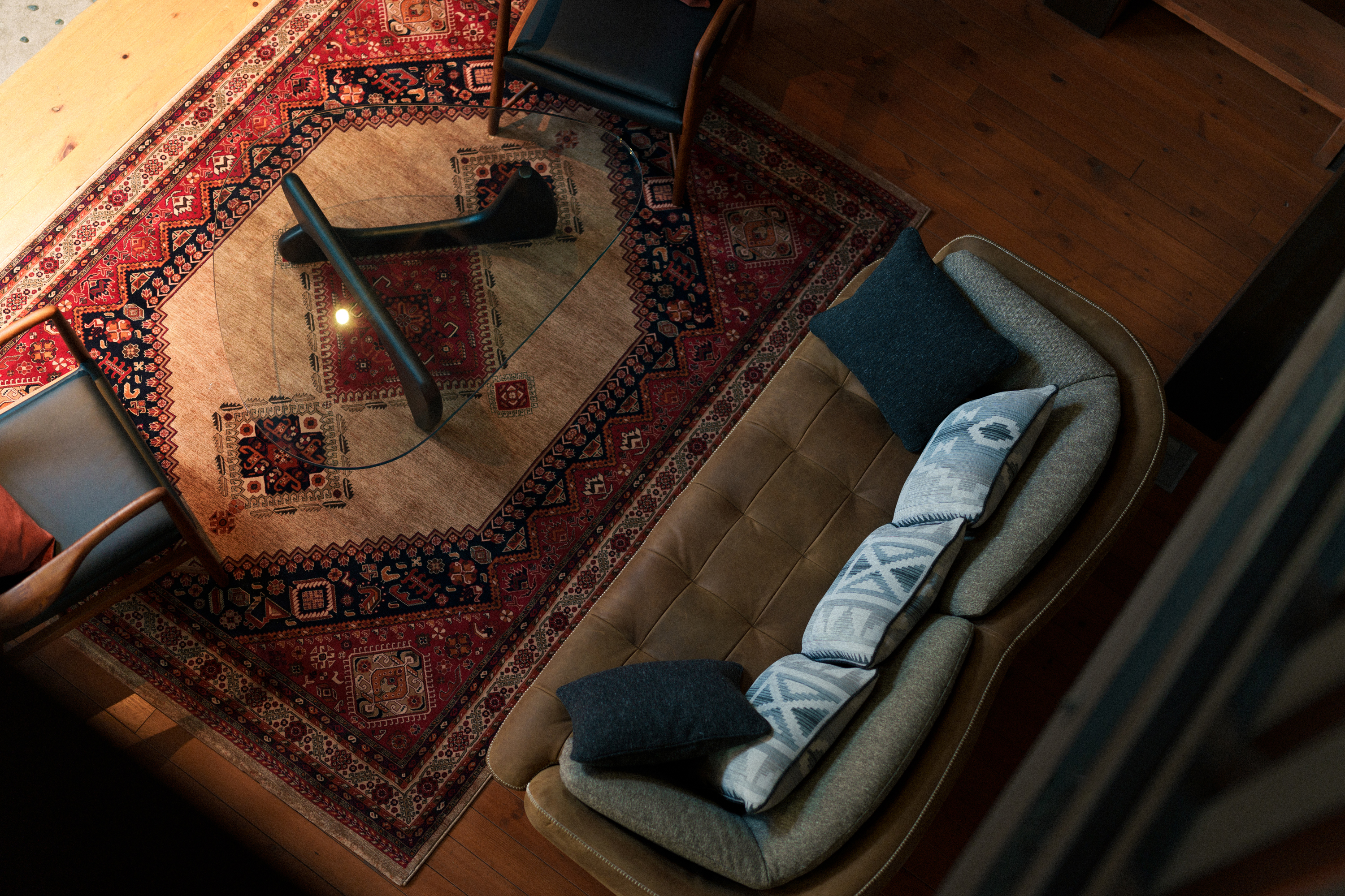 2階から撮った1階ソファー