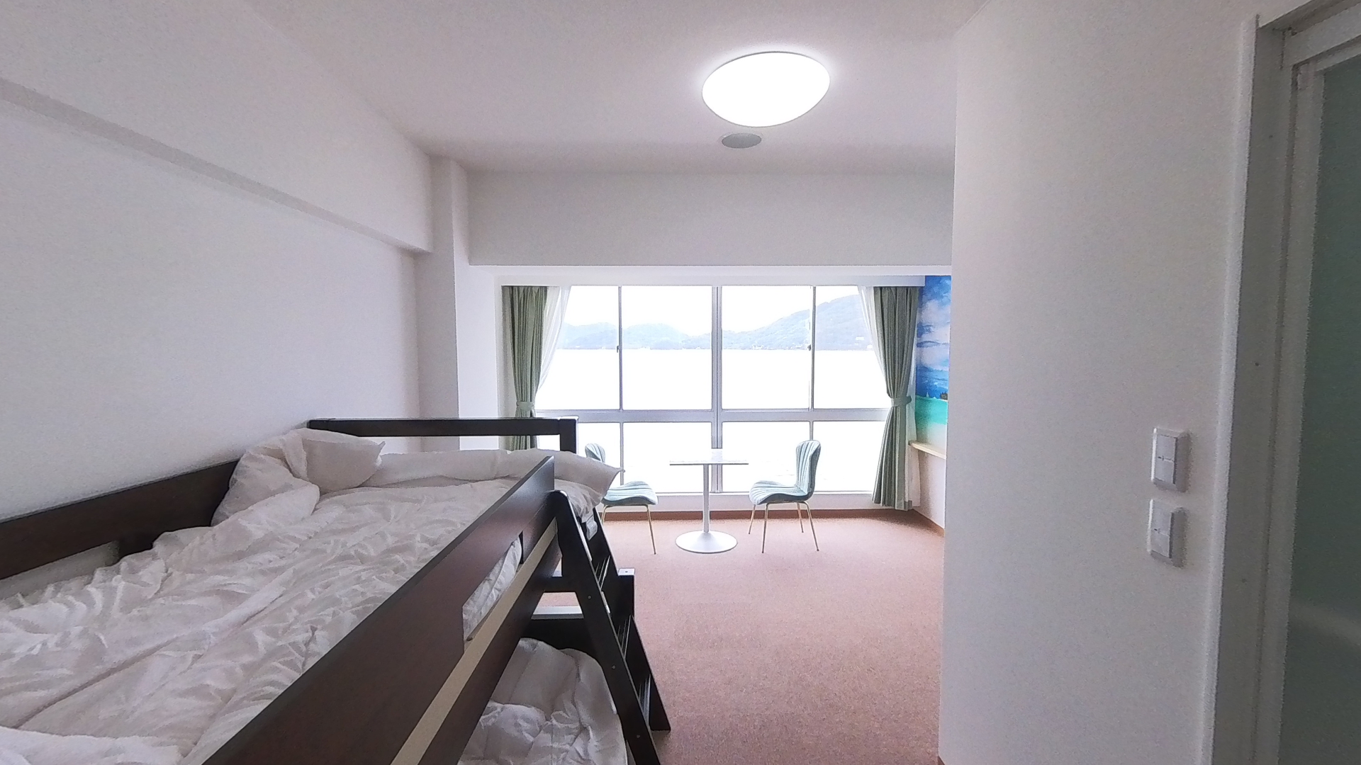 【客室】204号室　内部