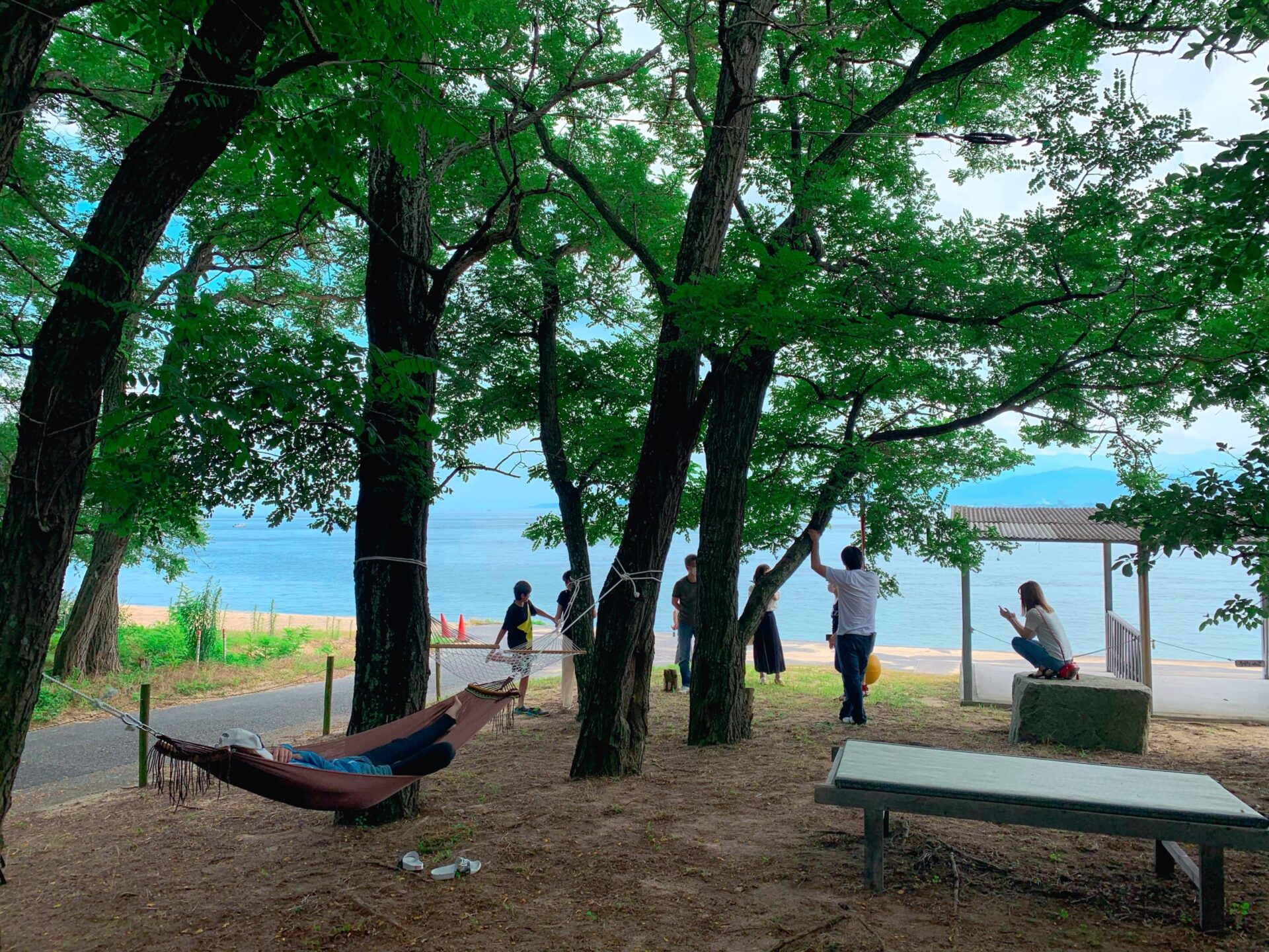 海辺のハンモック