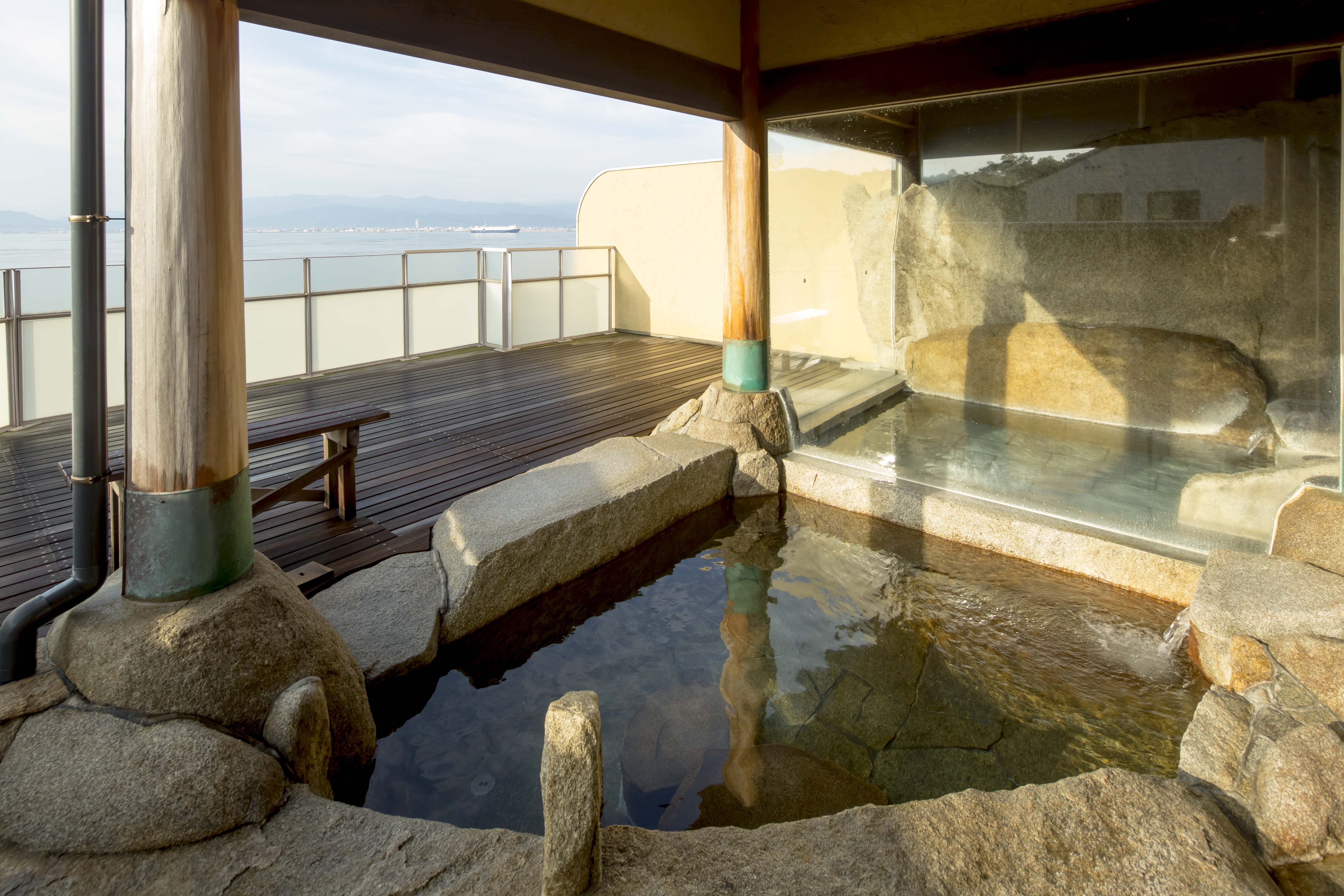 満天の湯　海水露天風呂