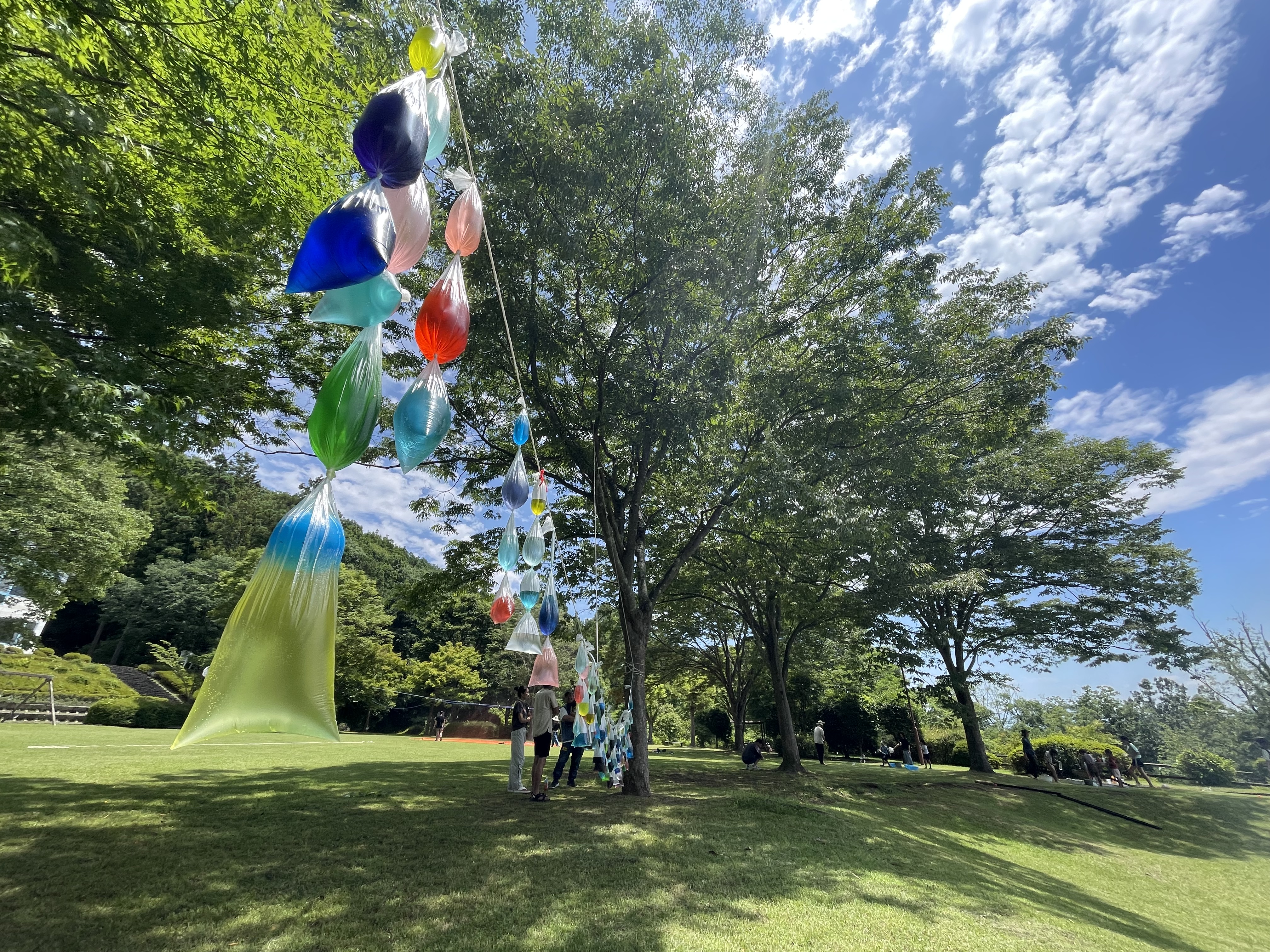 プレーパーク写真｜色水遊び