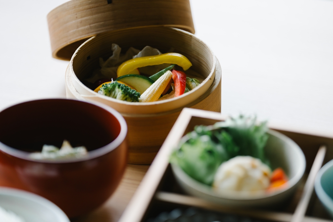 明日香村観光の拠点に／奈良県産食材をつかった心温まる和朝食／ドリンクオールインクルーシブ／朝食付