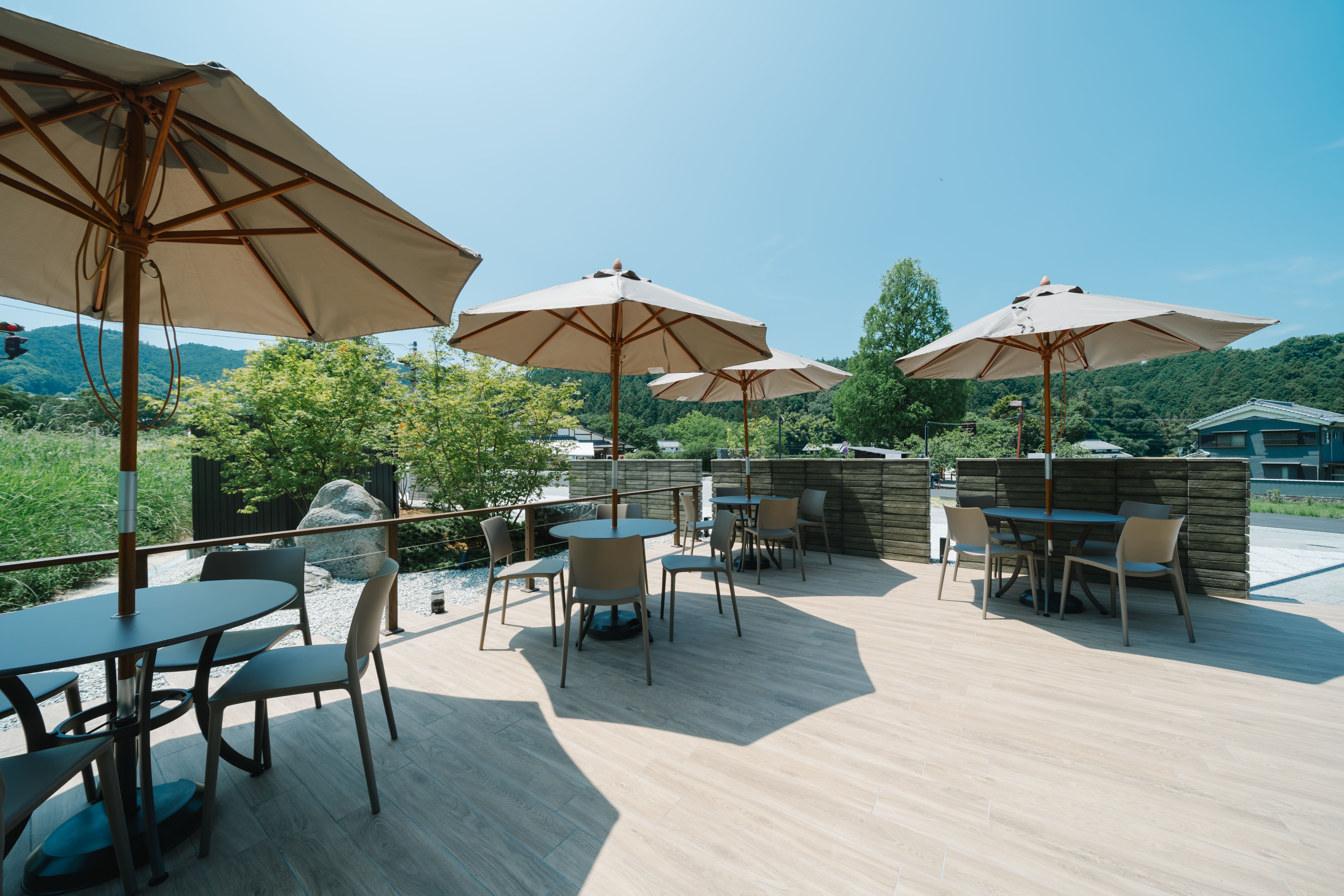 【外観】テラス席