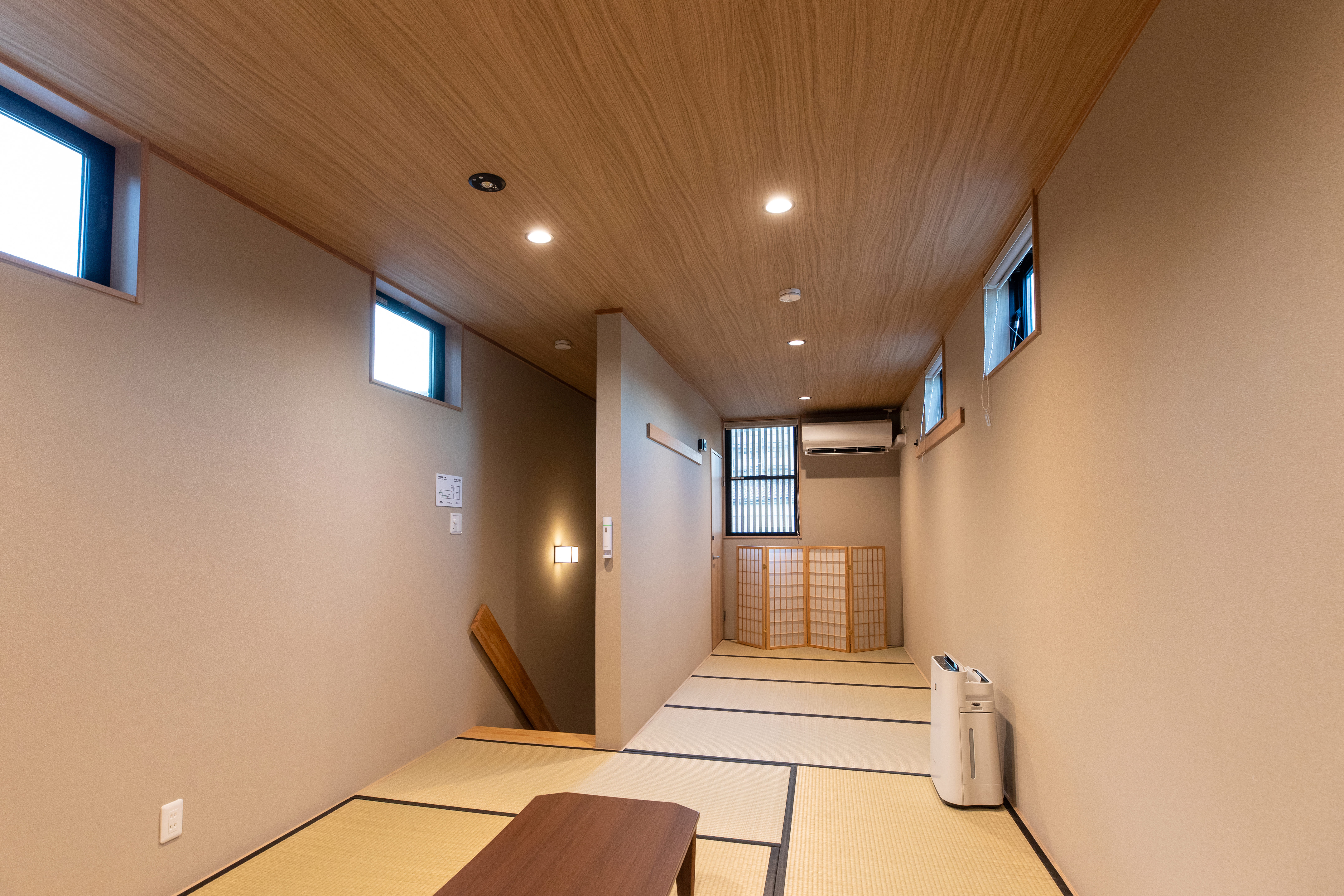 2階和室（TV・トイレ付）