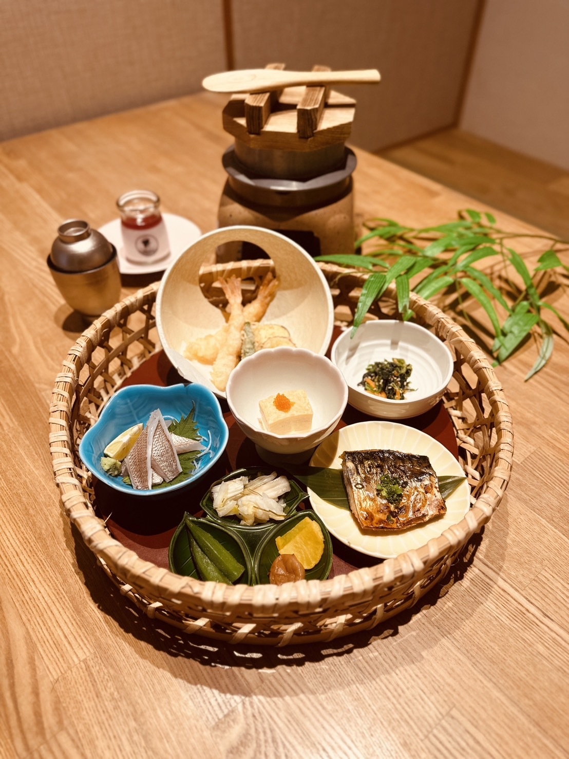 【リーズナブルプラン】お夕食は和御膳【貸し切り風呂付き】スイート洋室  オーシャンビューデラックス