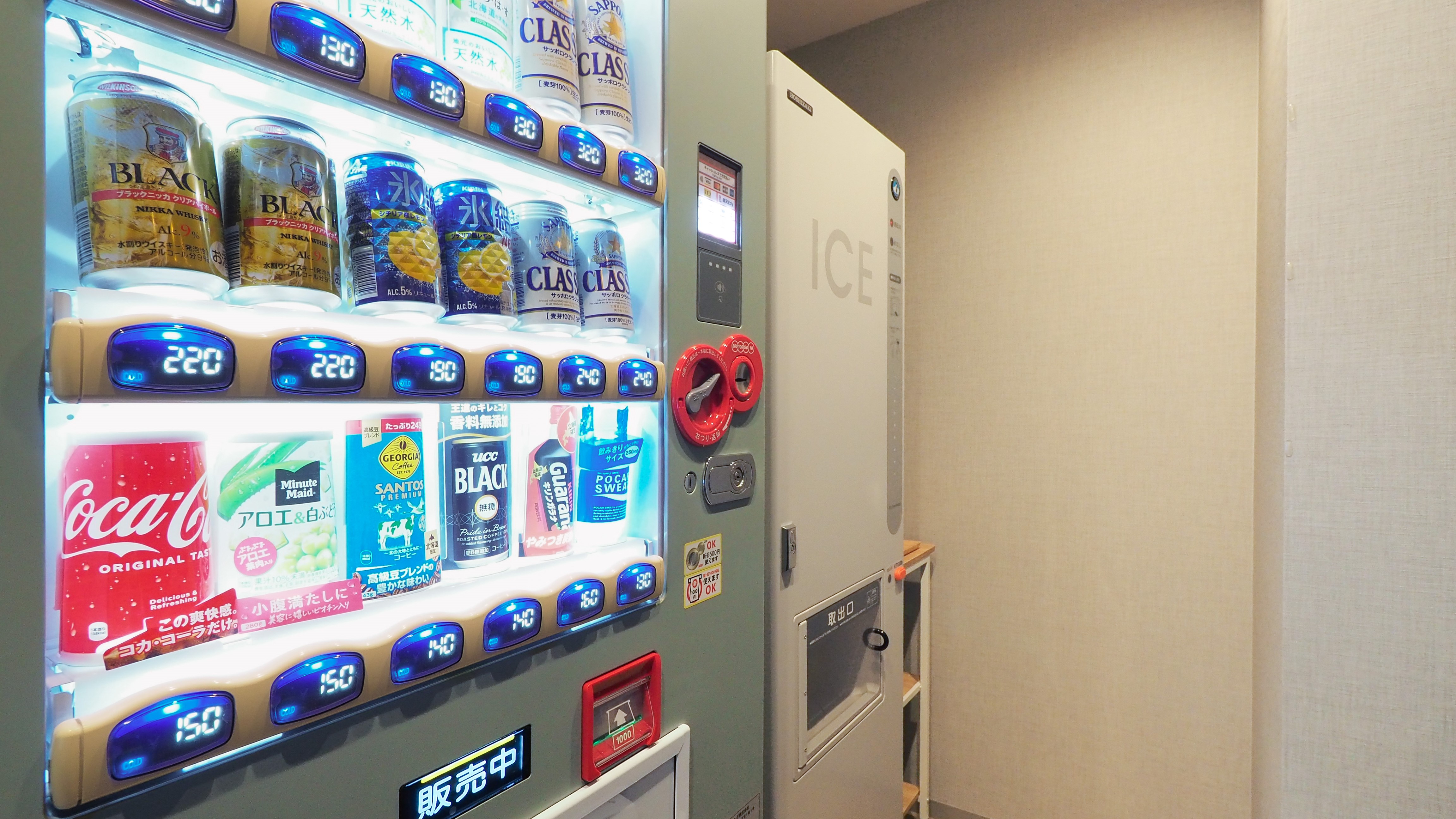自動販売機＆製氷機