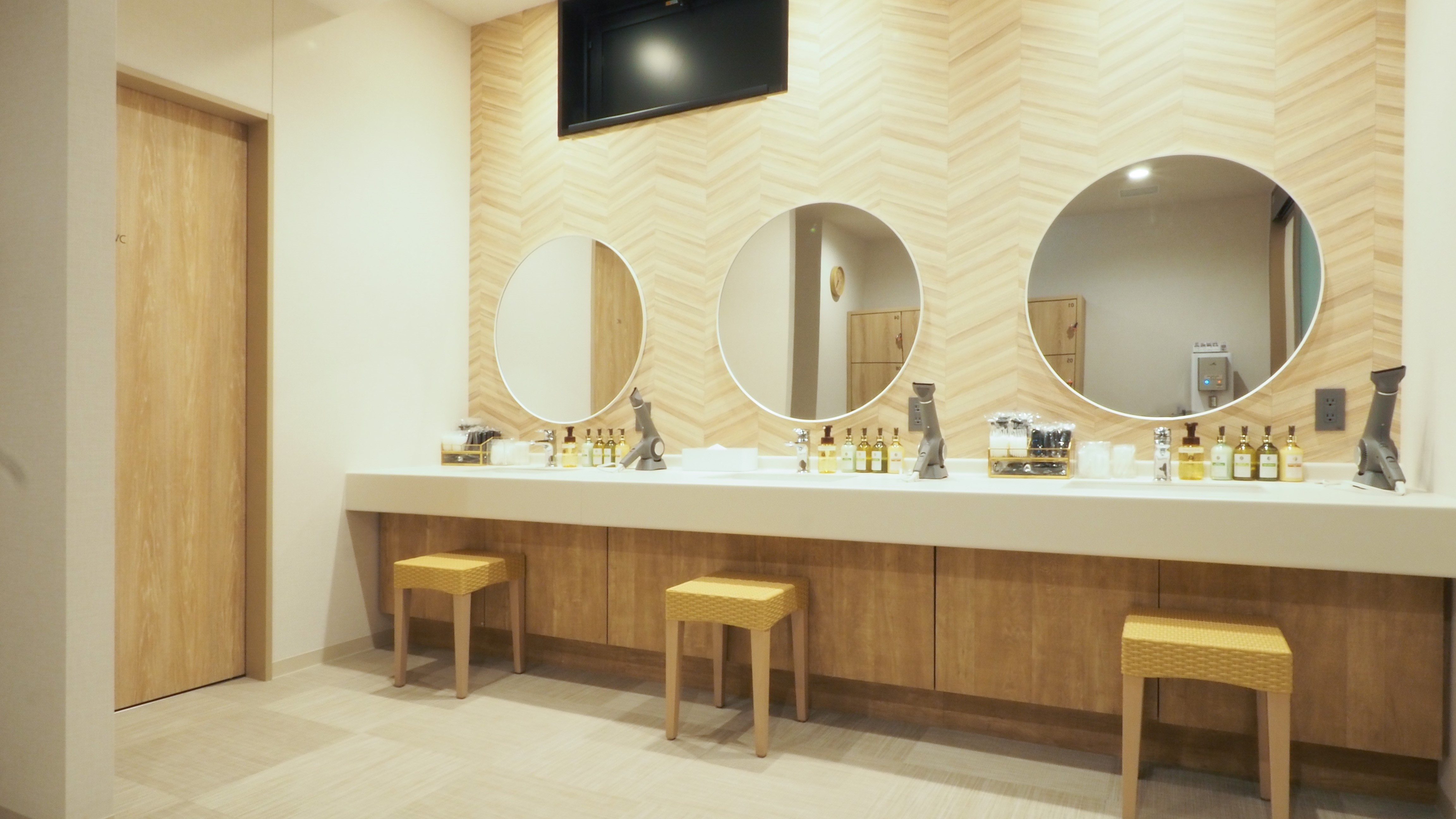 女性大浴場脱衣所