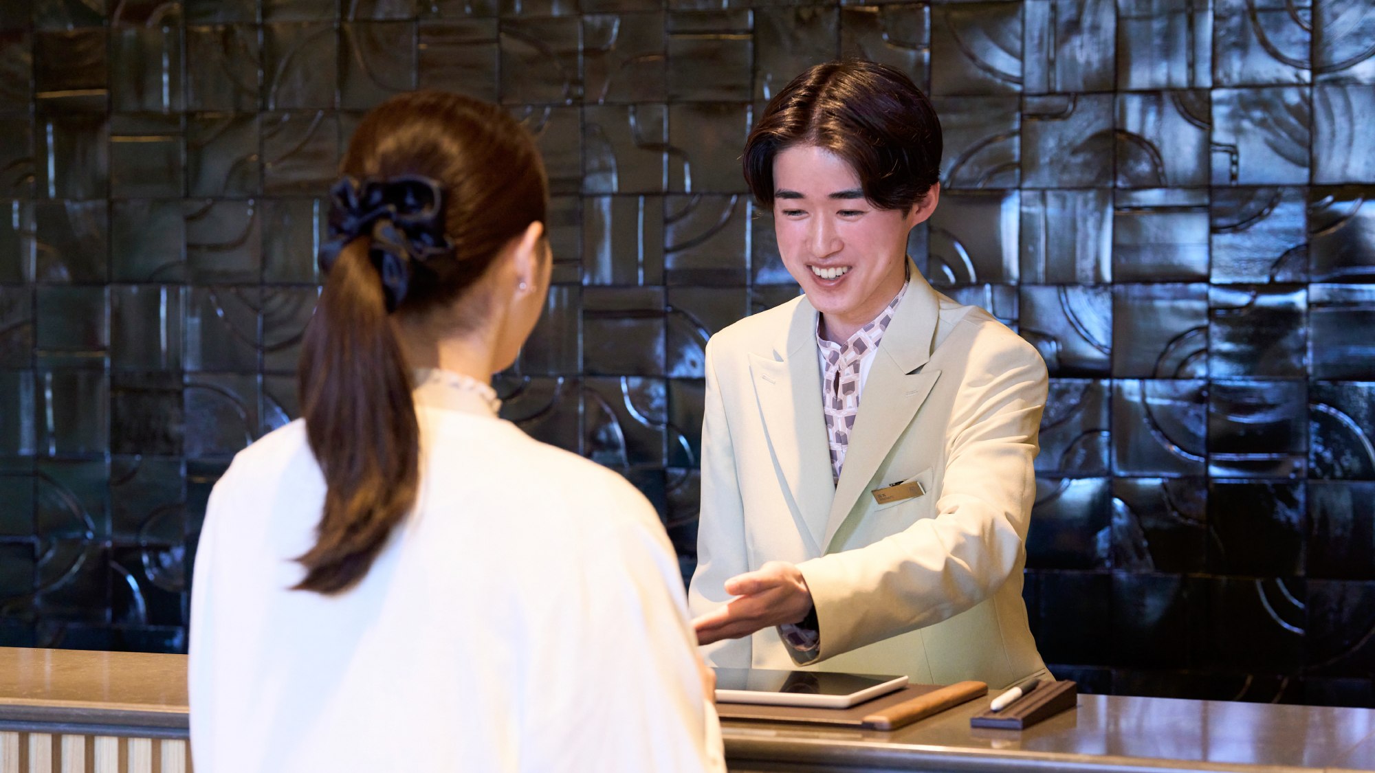 フロントカウンター