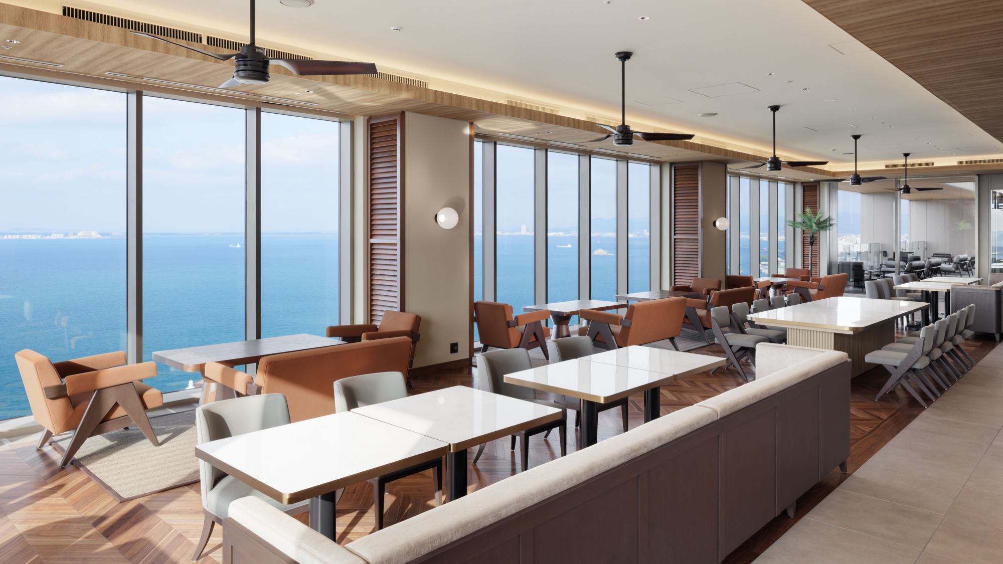 クラブラウンジ