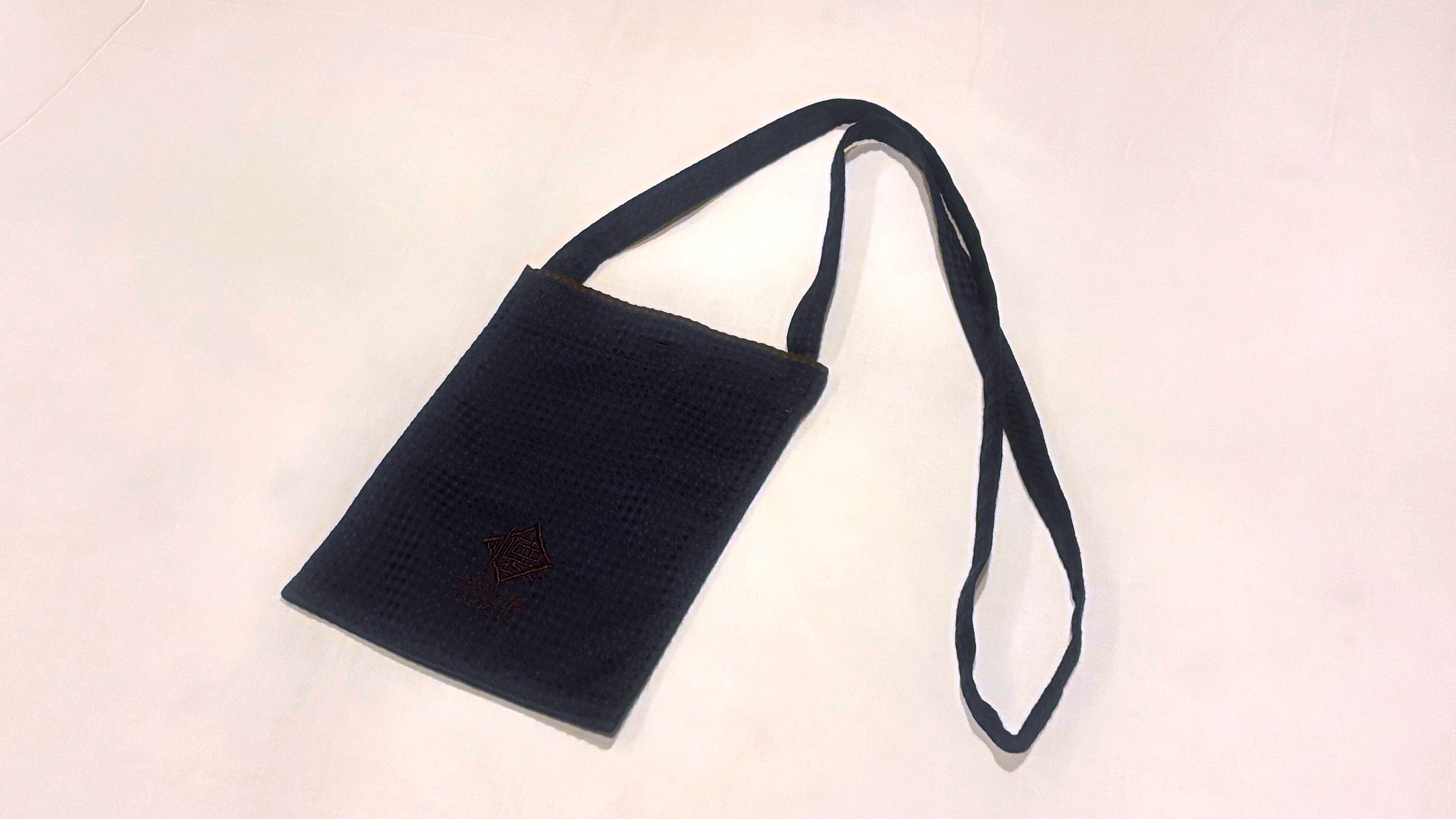 館内でご利用いただけるサコッシュもご用意