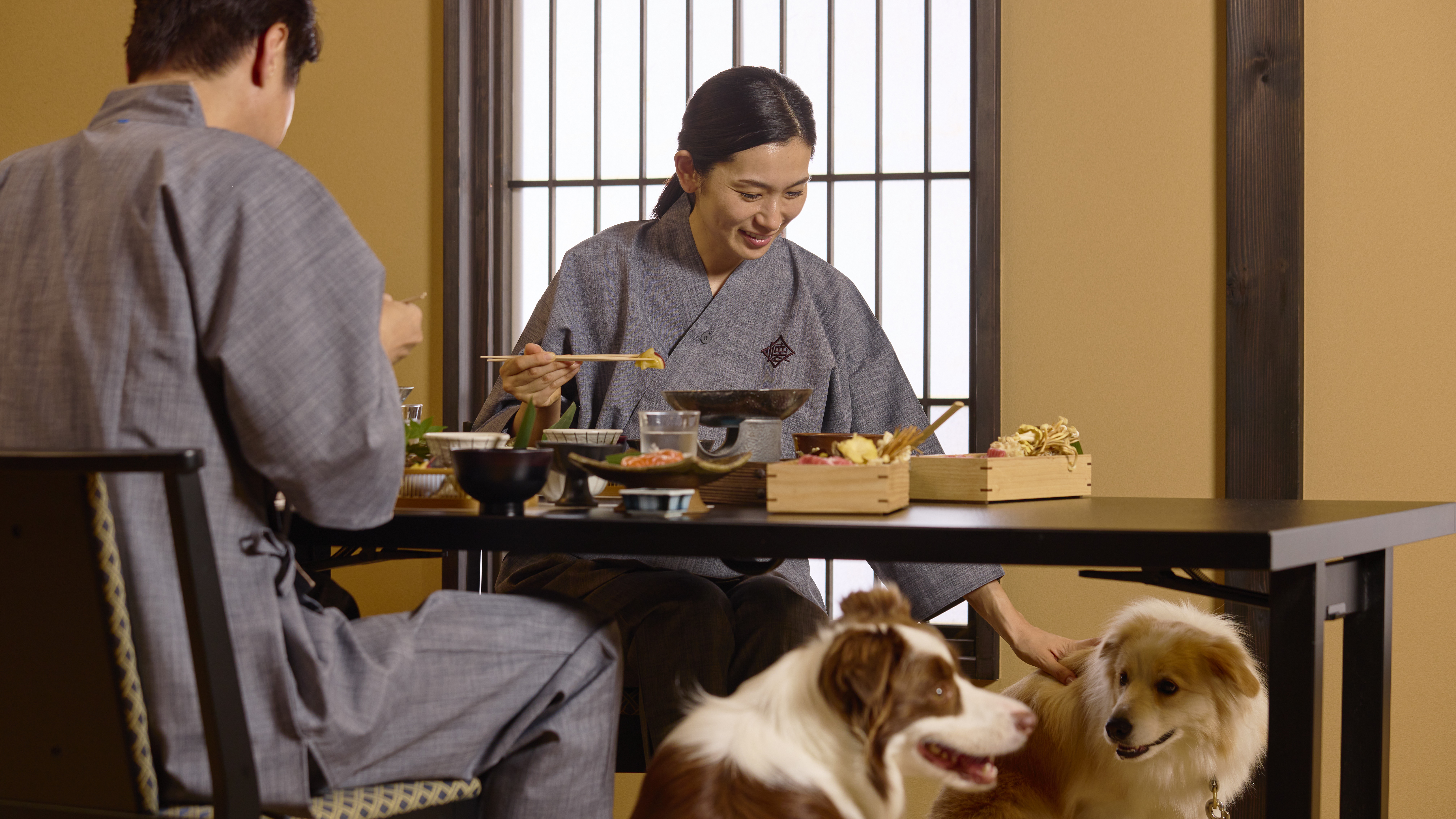お食事処でもわんちゃんと一緒にお過ごしいただけます