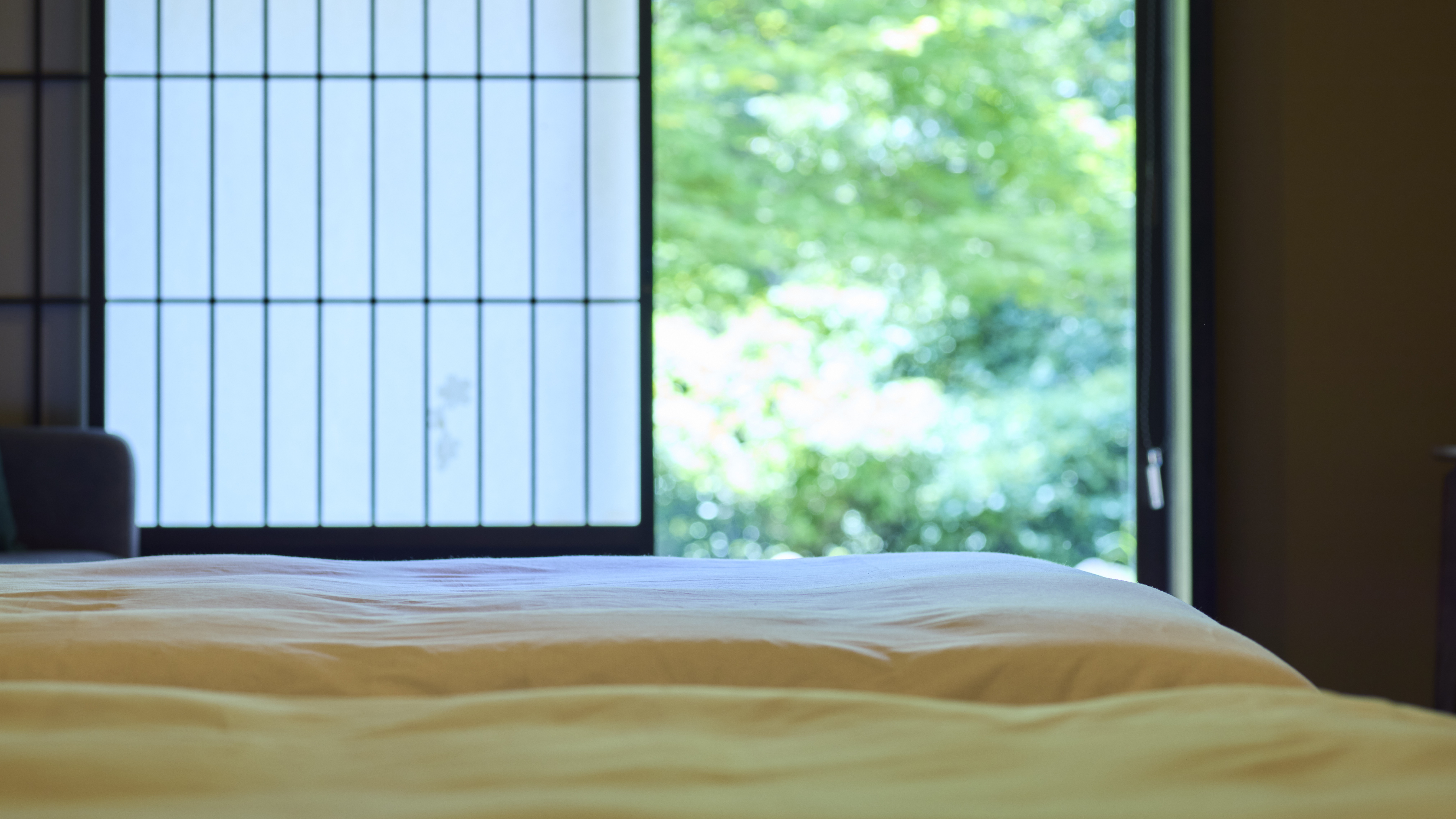 【スーペリア和室】中庭を眺めるお部屋です