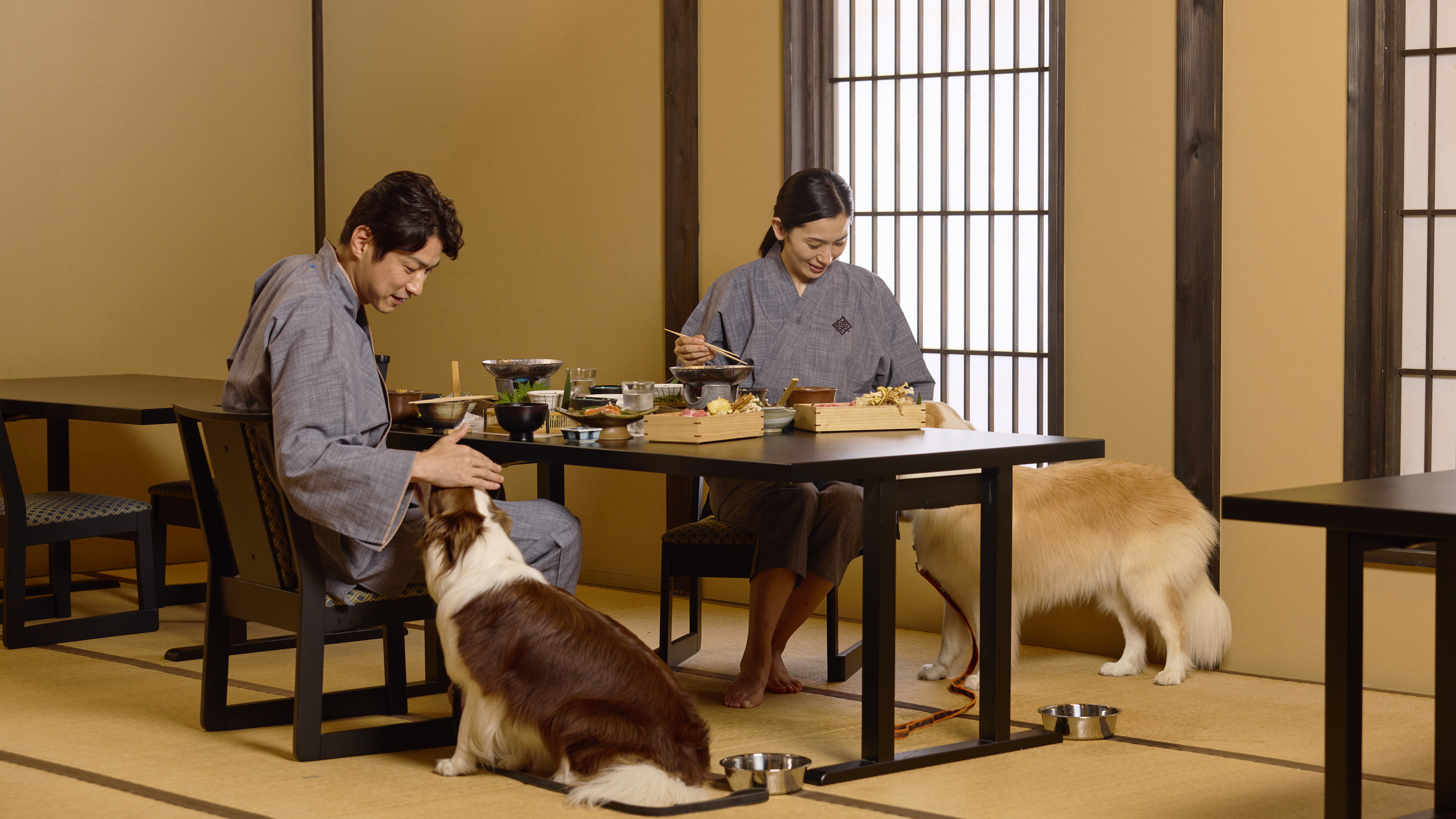 お食事処でもわんちゃんと一緒にお過ごしいただけます