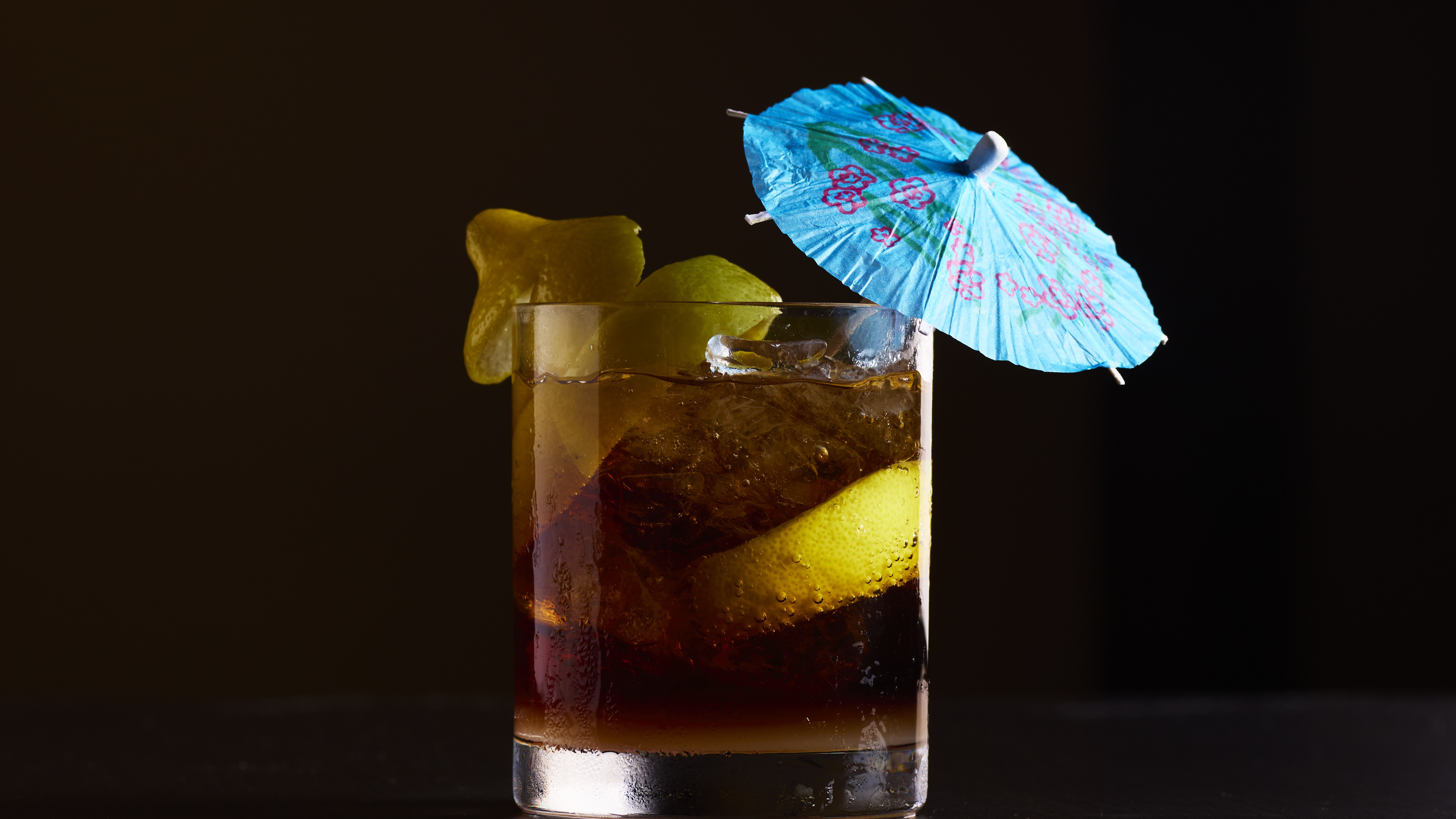 当館オリジナルカクテル、モクテルもお楽しみください