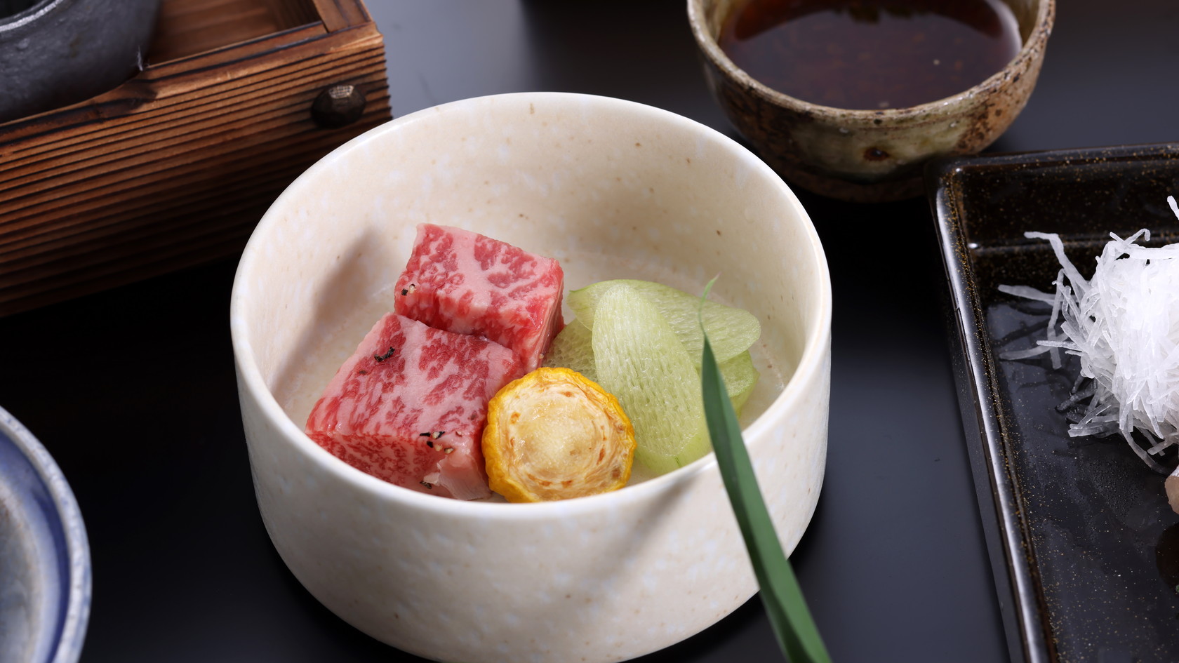 【夏の基本会席料理（一例）】