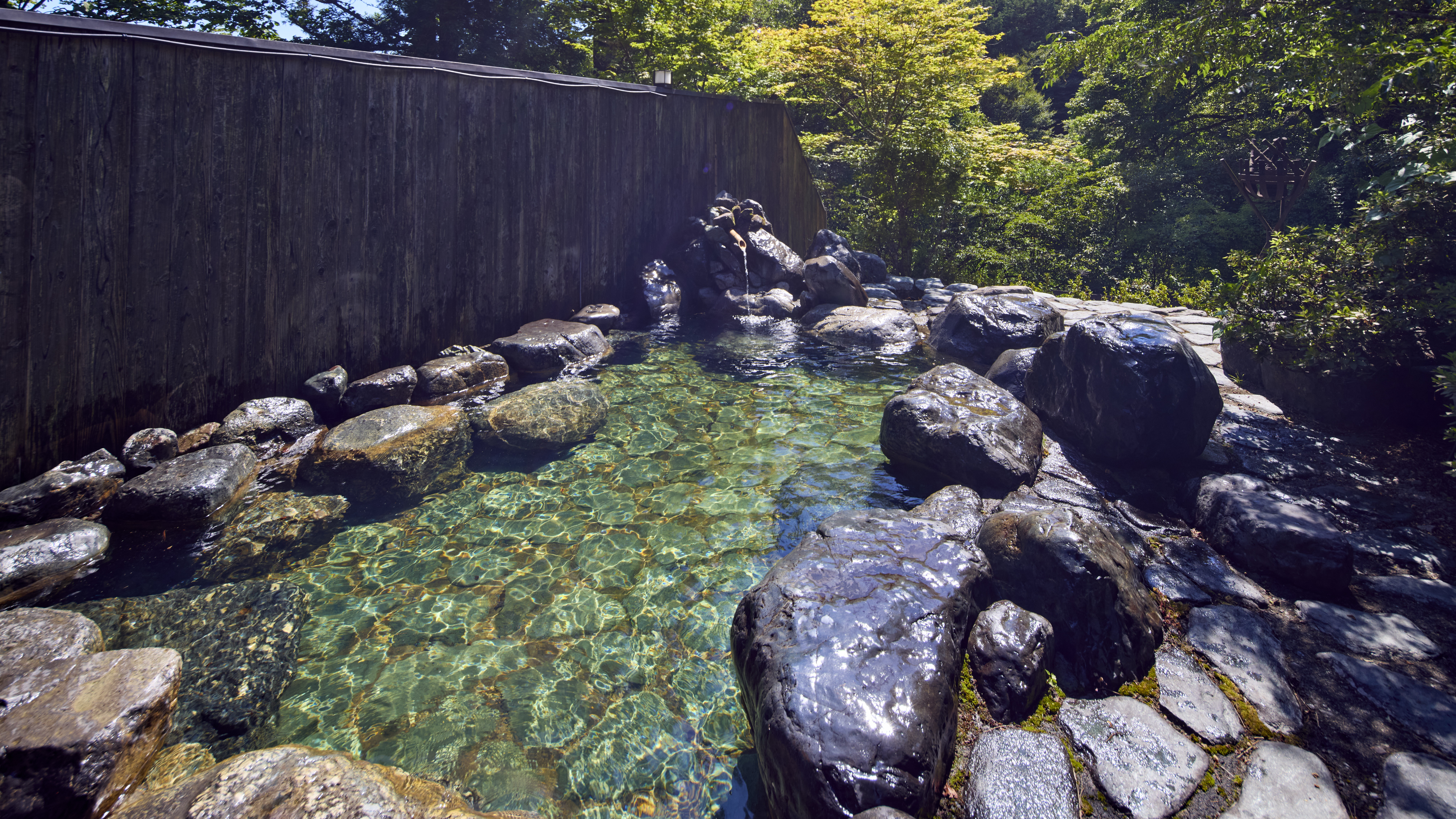 露天風呂【山気の湯（さんきのゆ）】女性