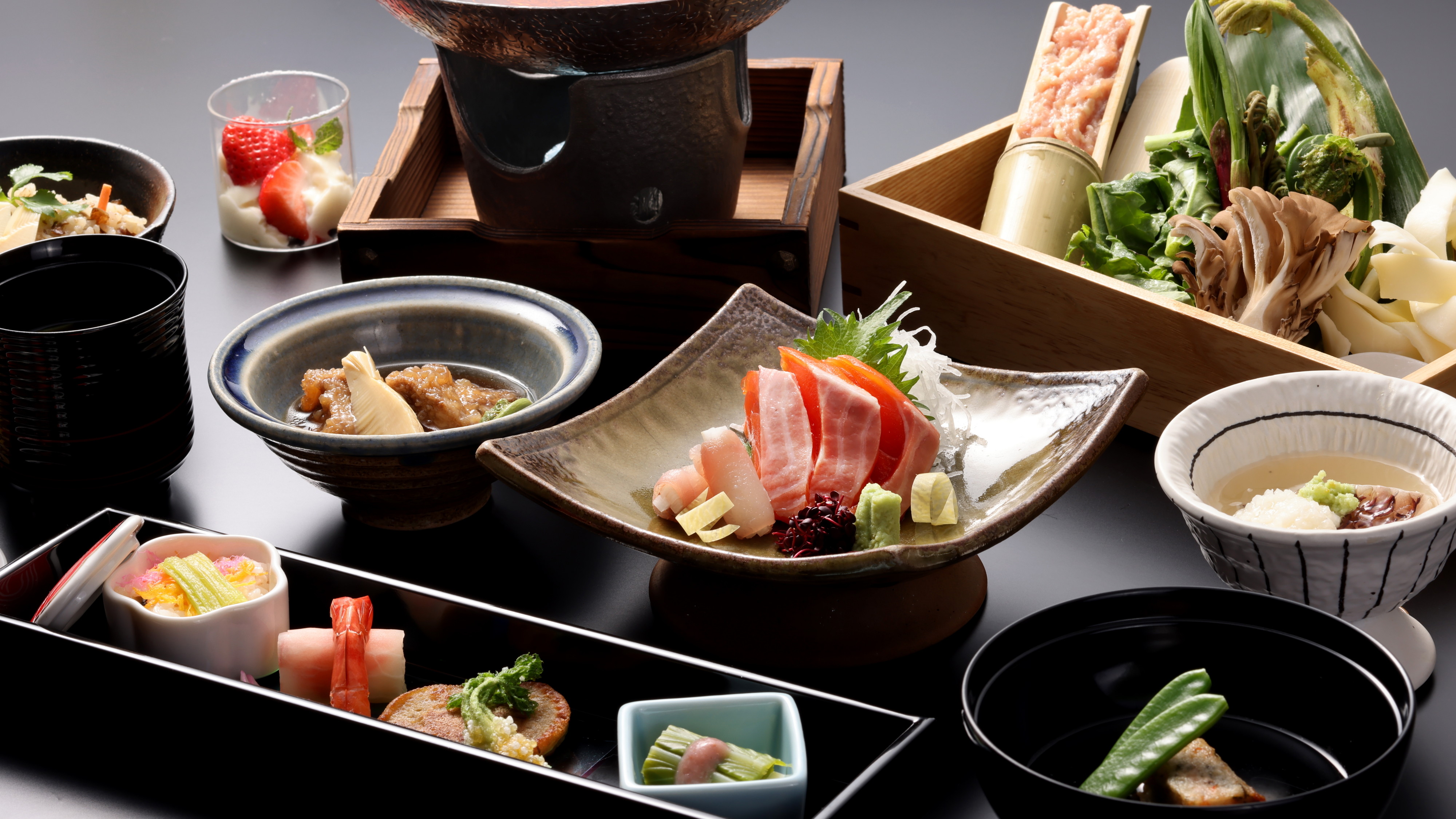 春の会席料理（一例）