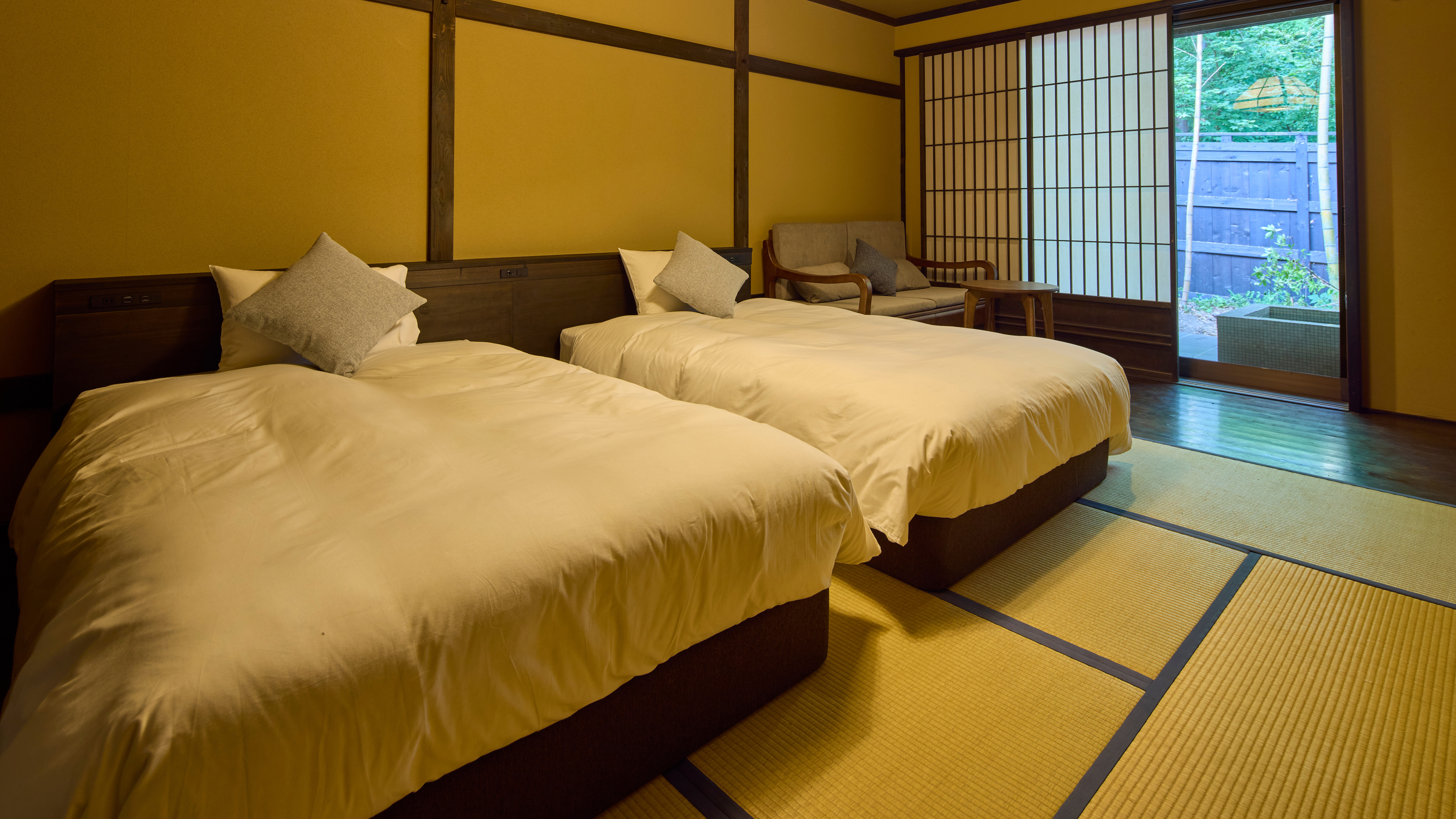 半露天・愛犬簡易バス・ドッグラン付【デラックス和室】ツイン(37㎡)