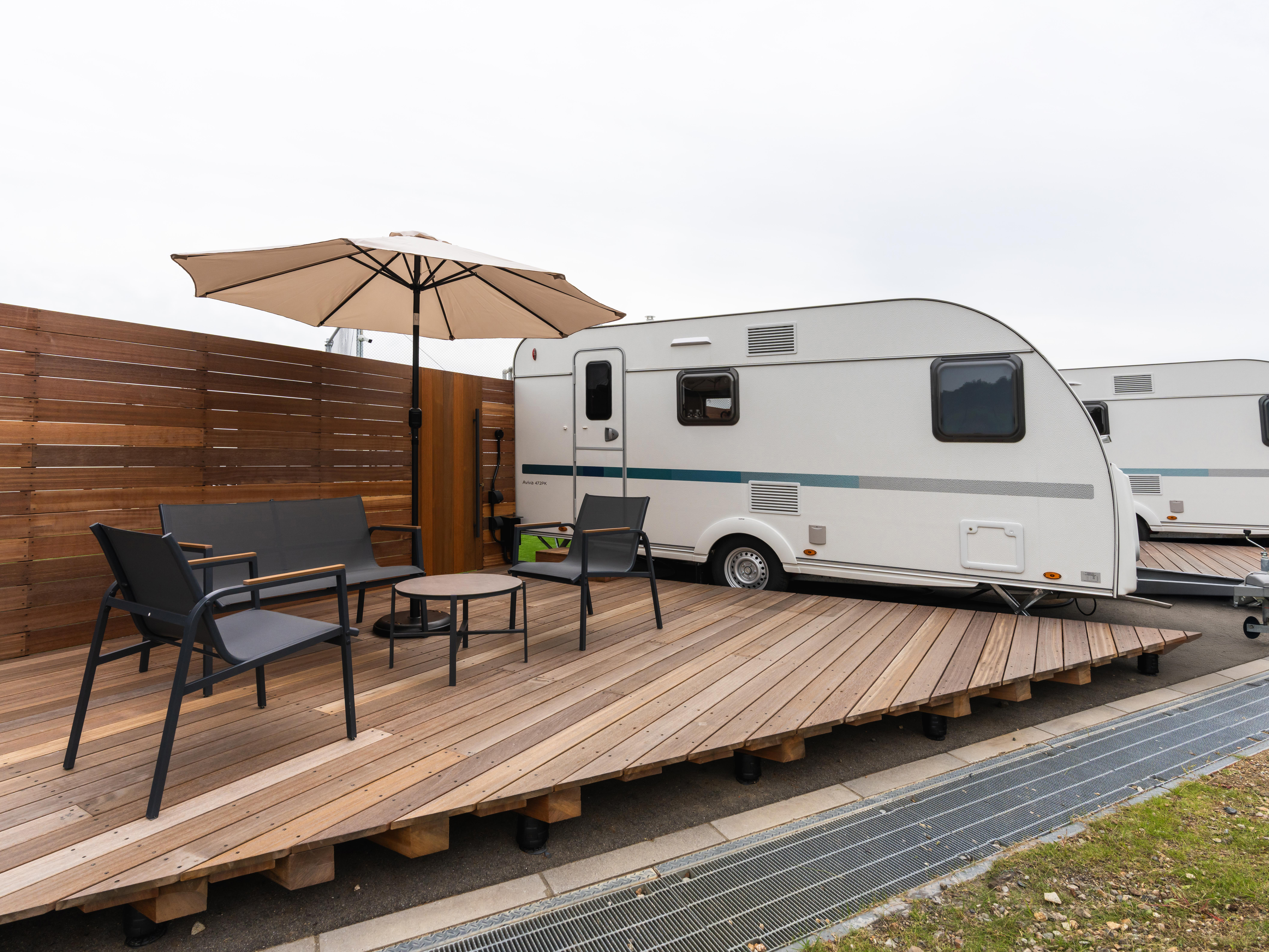 スタンダードB外観