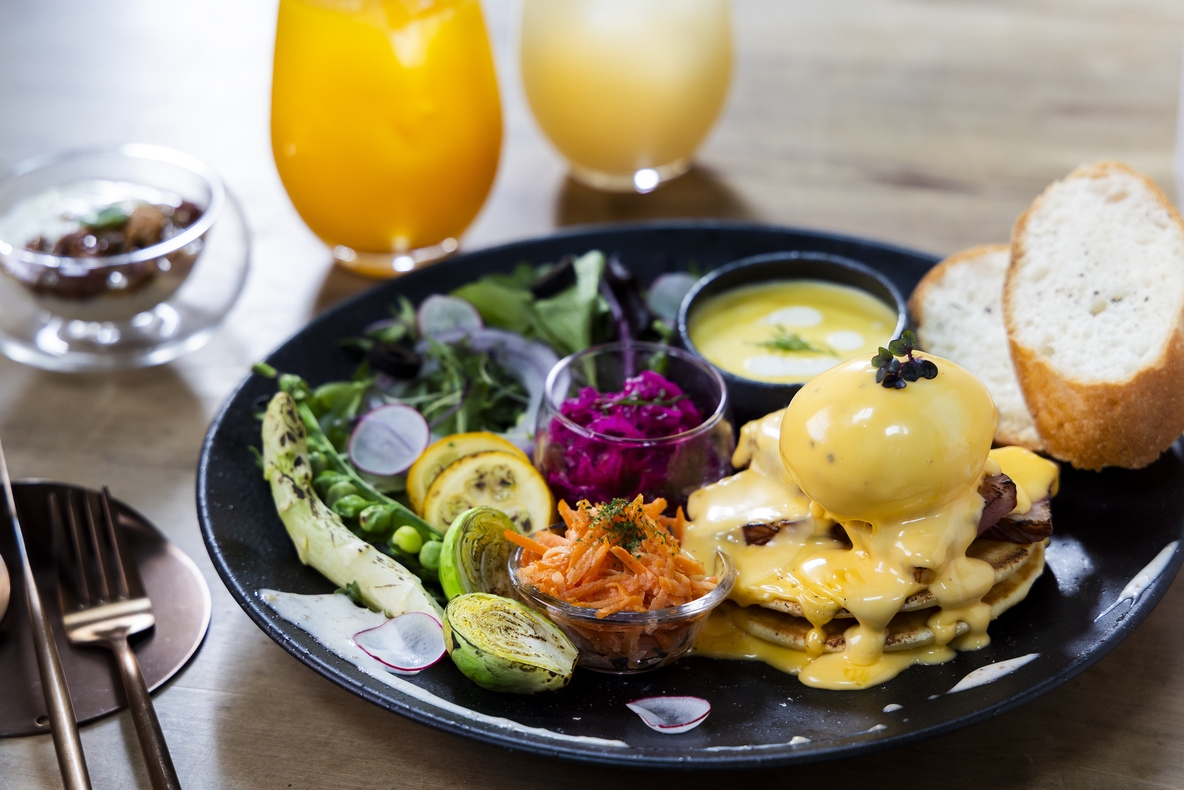 【朝食付】地の恵みに癒される贅沢なひととき。酒蔵を改修した一棟貸し宿で味わう津和野の朝の恵み