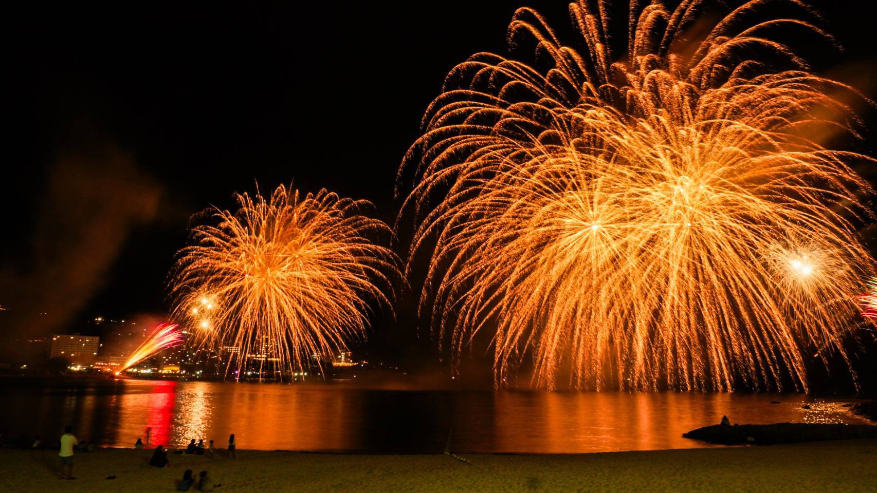 白浜の夏花火①