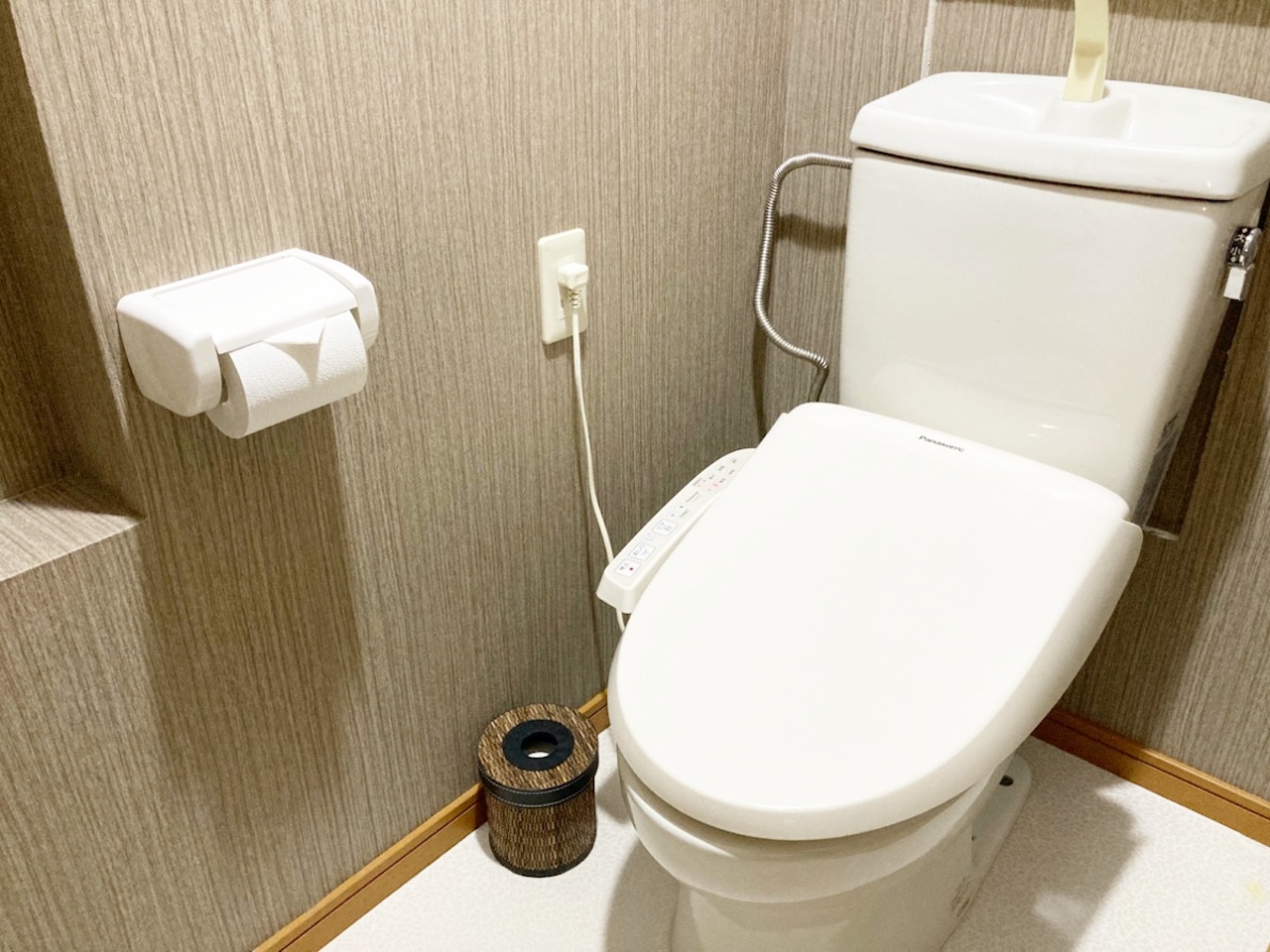 【101】トイレ（ウォシュレット付）