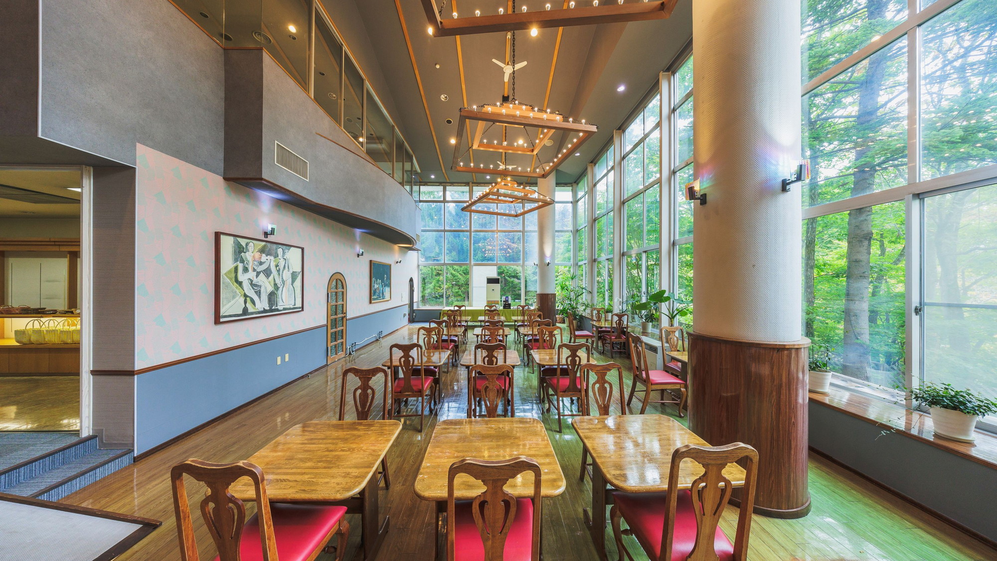 ロビーラウンジ