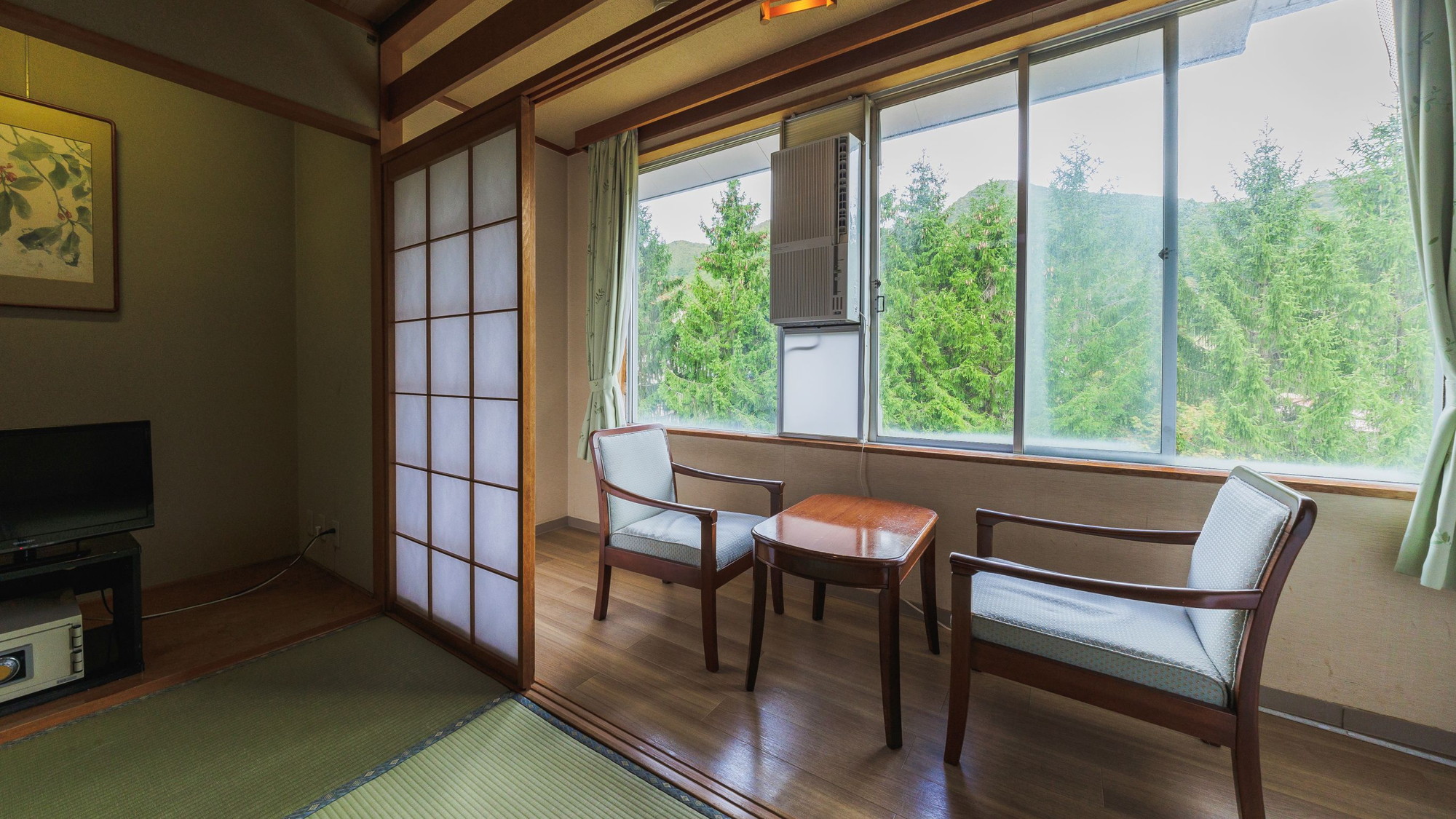 【スタンダード和室】機能的な設備と、広々とした空間の中でゆったりとお寛ぎ下さい。