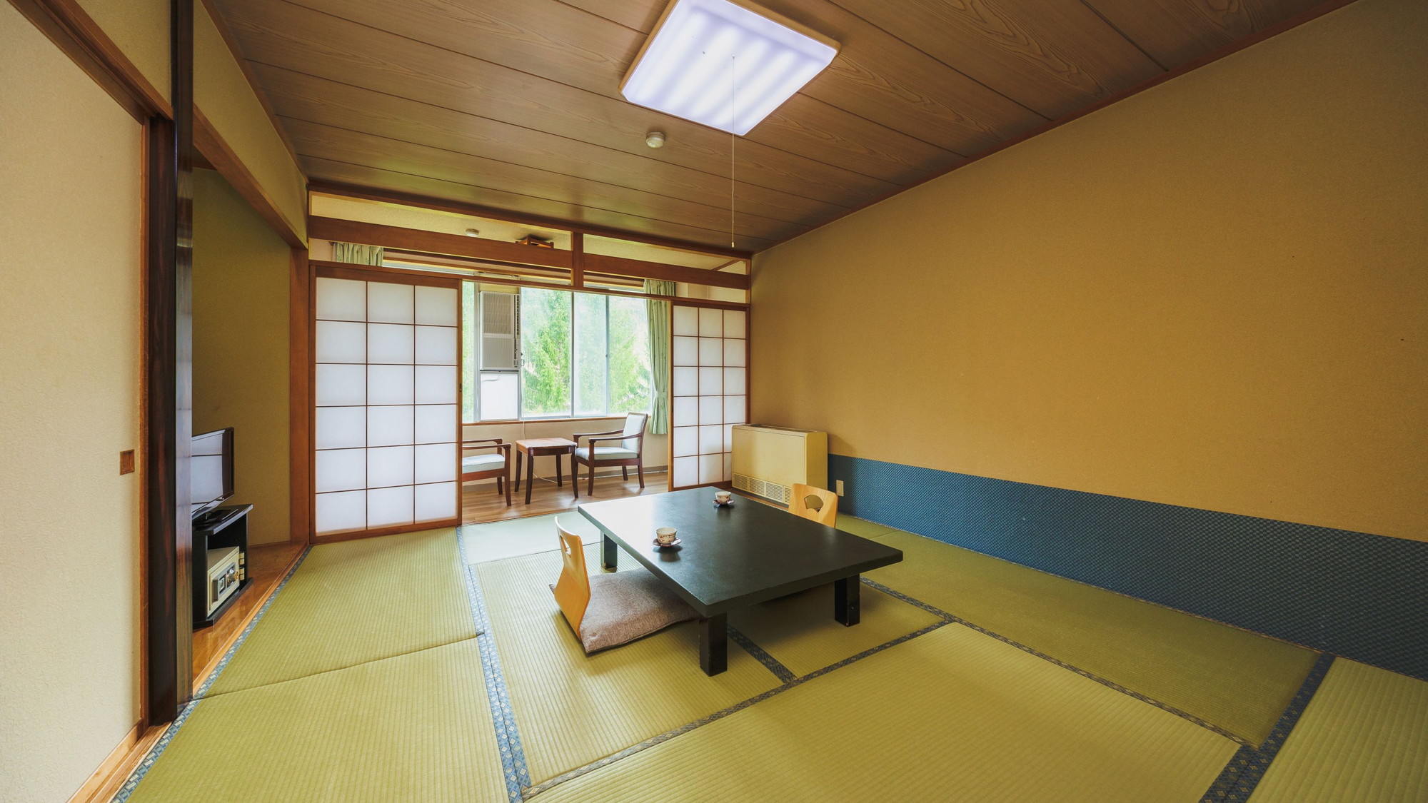 【スタンダード和室】機能的な設備と、広々とした空間の中でゆったりとお寛ぎ下さい。