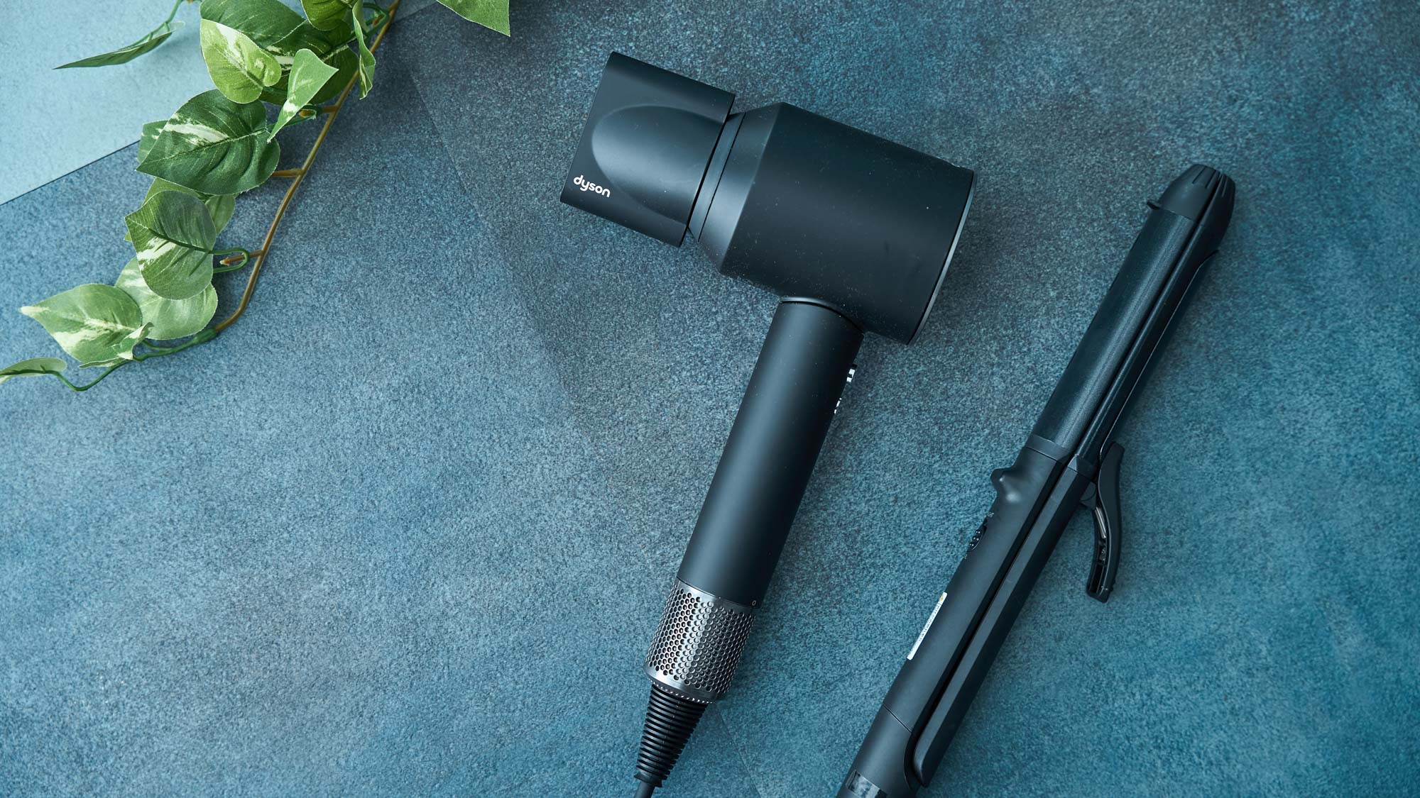 ドライヤー・ヘアアイロン