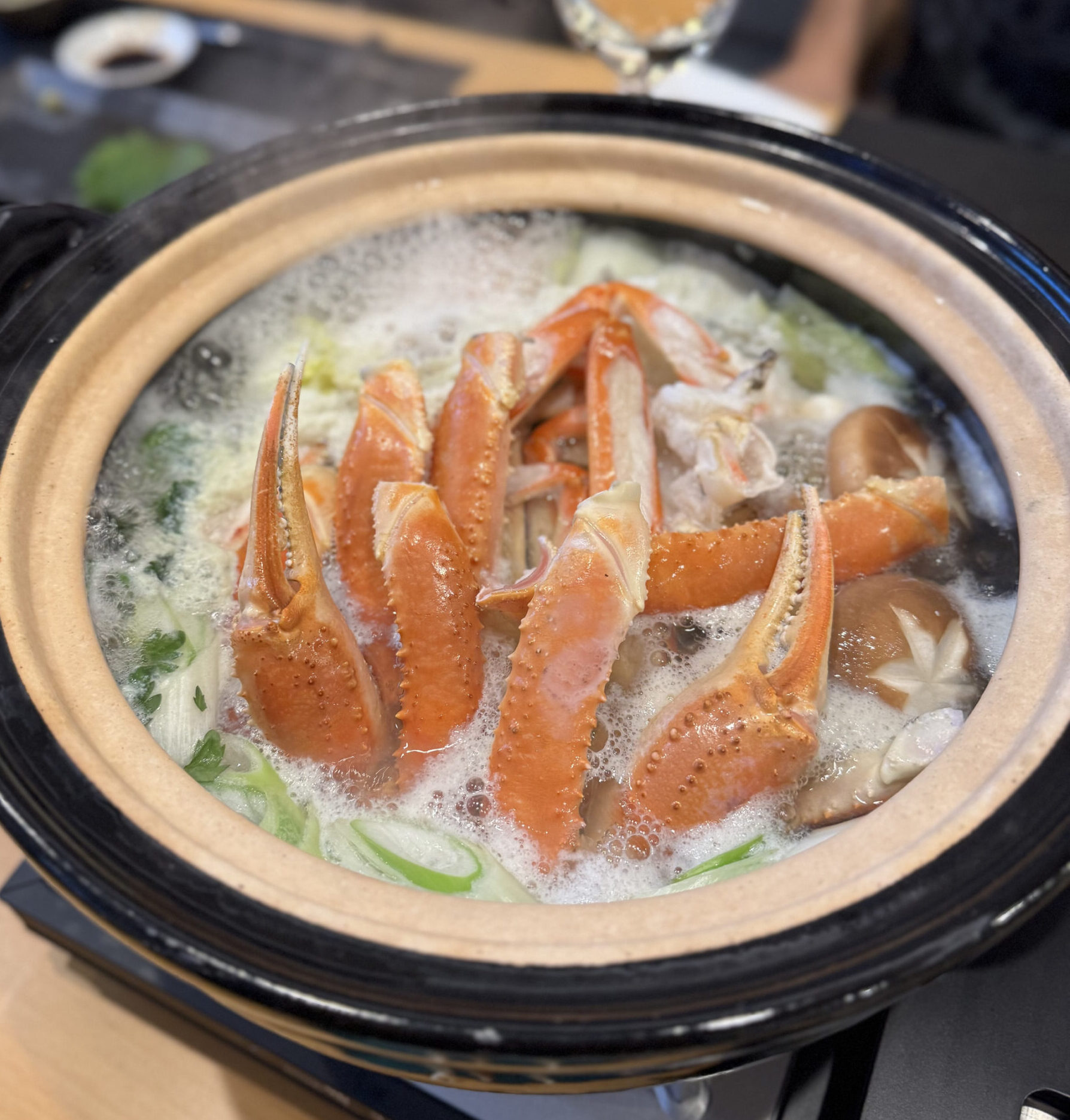 活松葉かに　蟹鍋