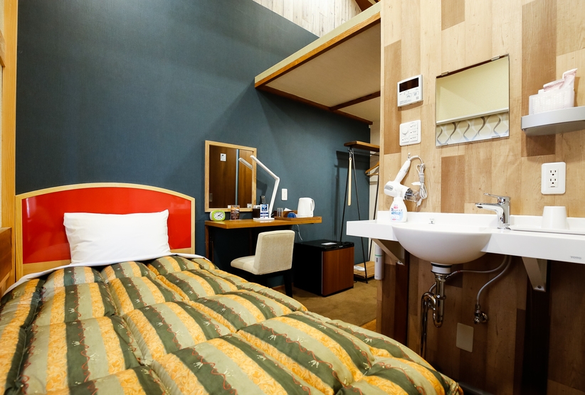 【蔵INN】ビジネス、おひとり様に最適　シンプルなシングルルームで古民家ステイ【食事なし素泊り】