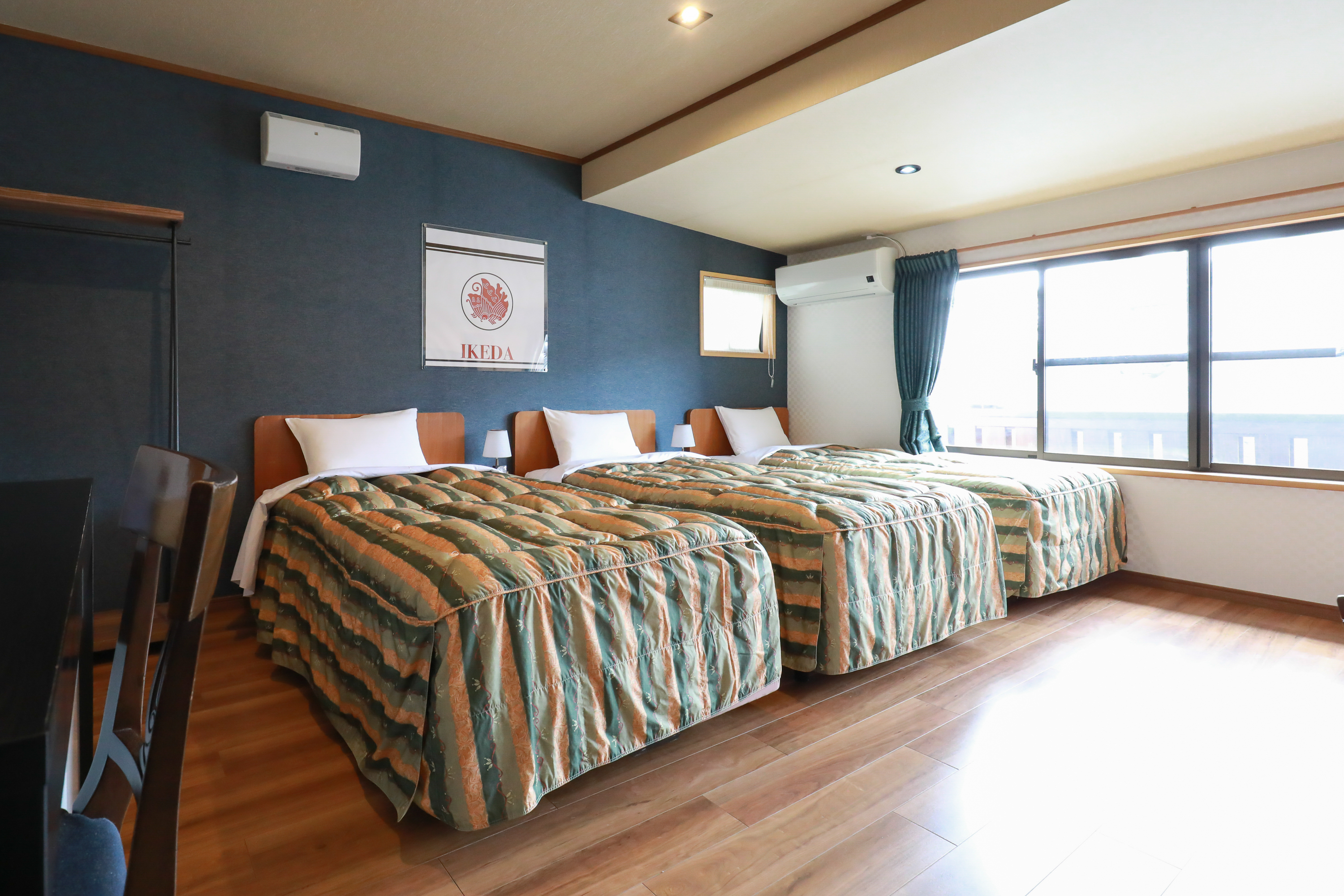 蔵INN家紋2階　池田　トリプル