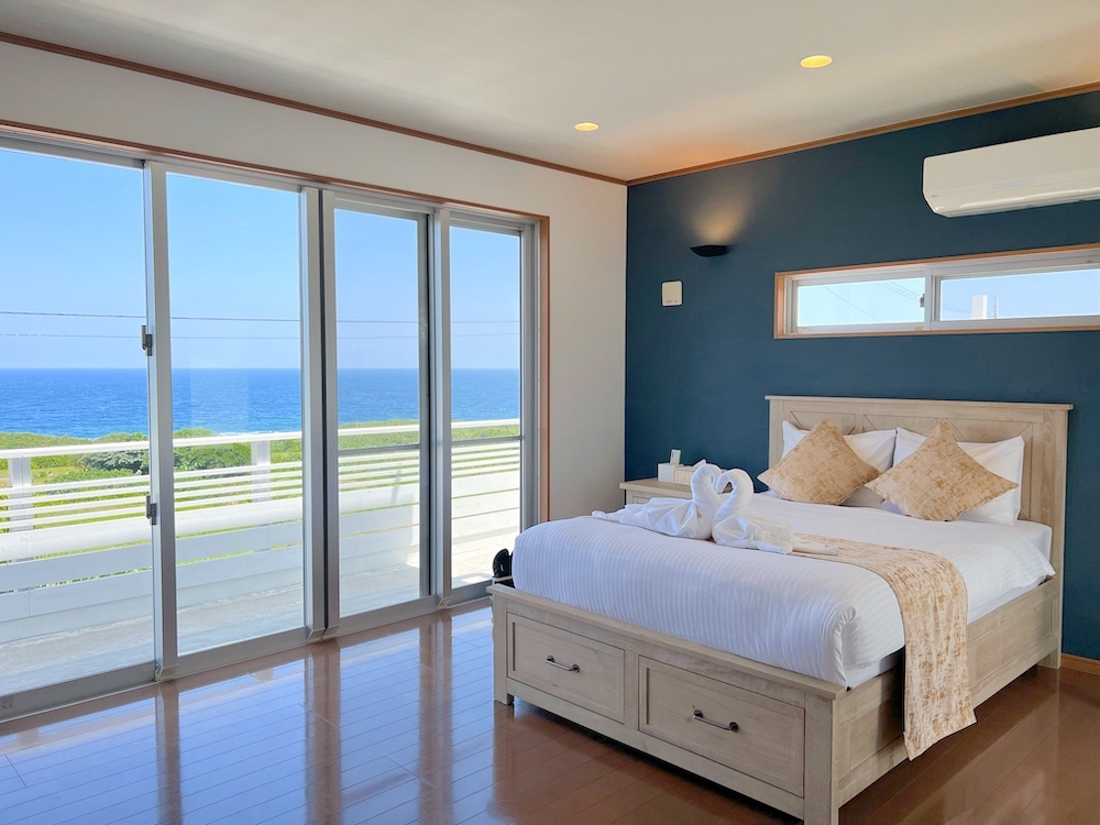【2階】【素泊まり】海の見える部屋で過ごす、特別な島時間♪お部屋でホエールウォッチング（12~4月）