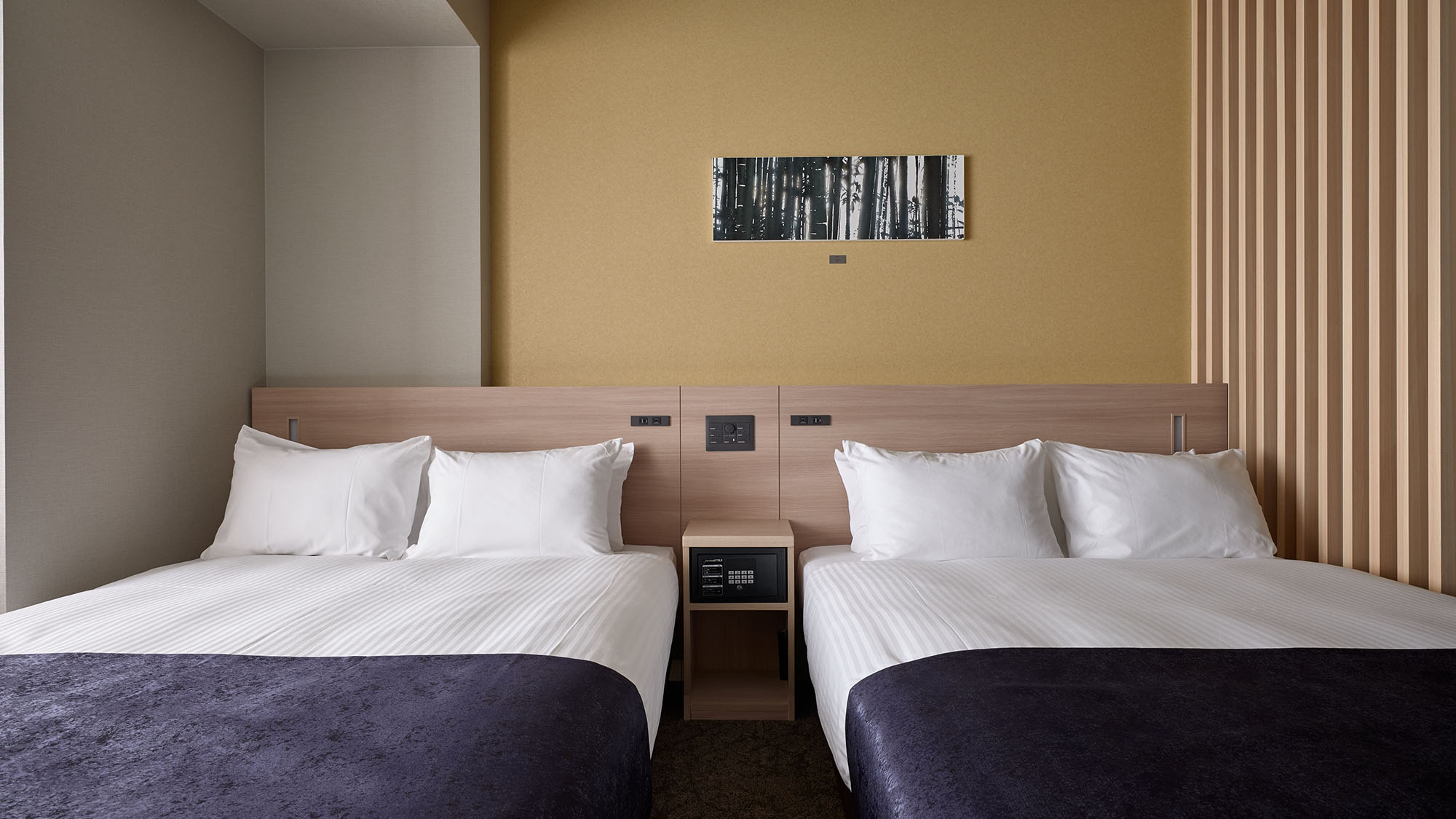 スーペリアルーム with city view