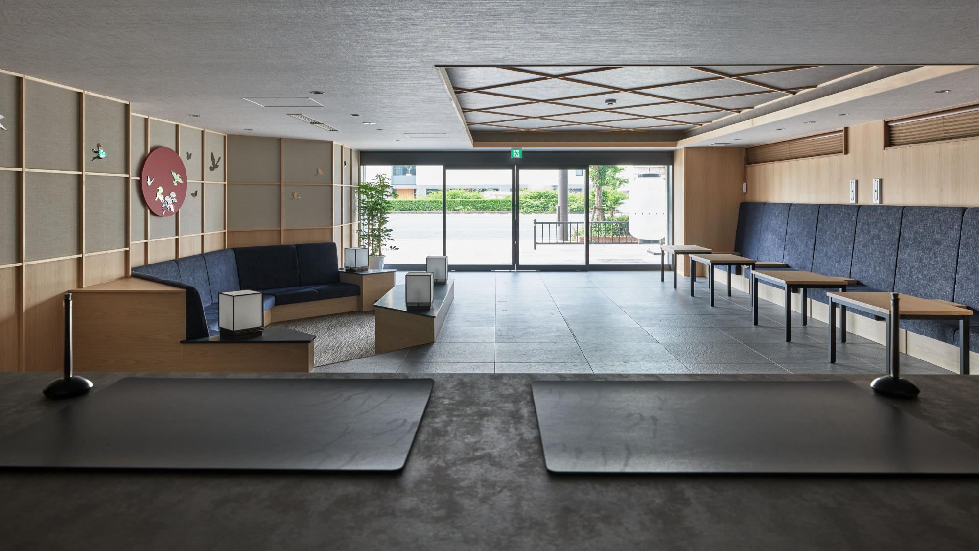 フロント・ロビー