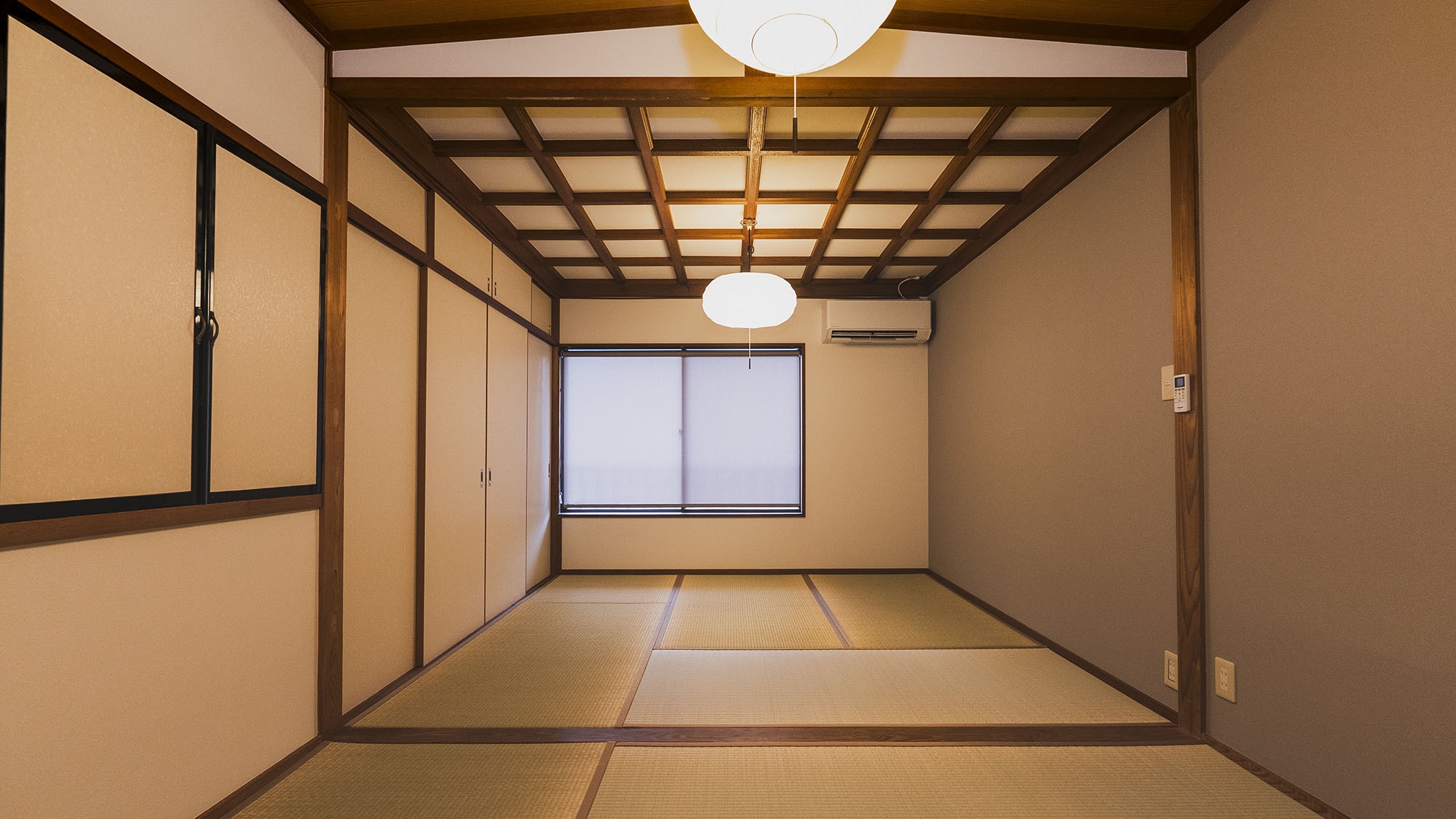 【素泊まり】駅から徒歩約5分！上質な空間と檜風呂でゆったり寛ぐ、完全プライベート空間を満喫