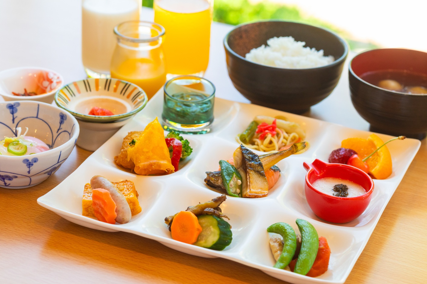 【連泊割14泊】秋田の名産いっぱいビュッフェ朝食プラン【朝食付き】