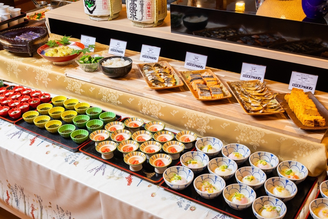 【秋田駅行バス・空港リムジンバス停が目の前】秋田の名産いっぱいビュッフェ朝食プラン【朝食付き】