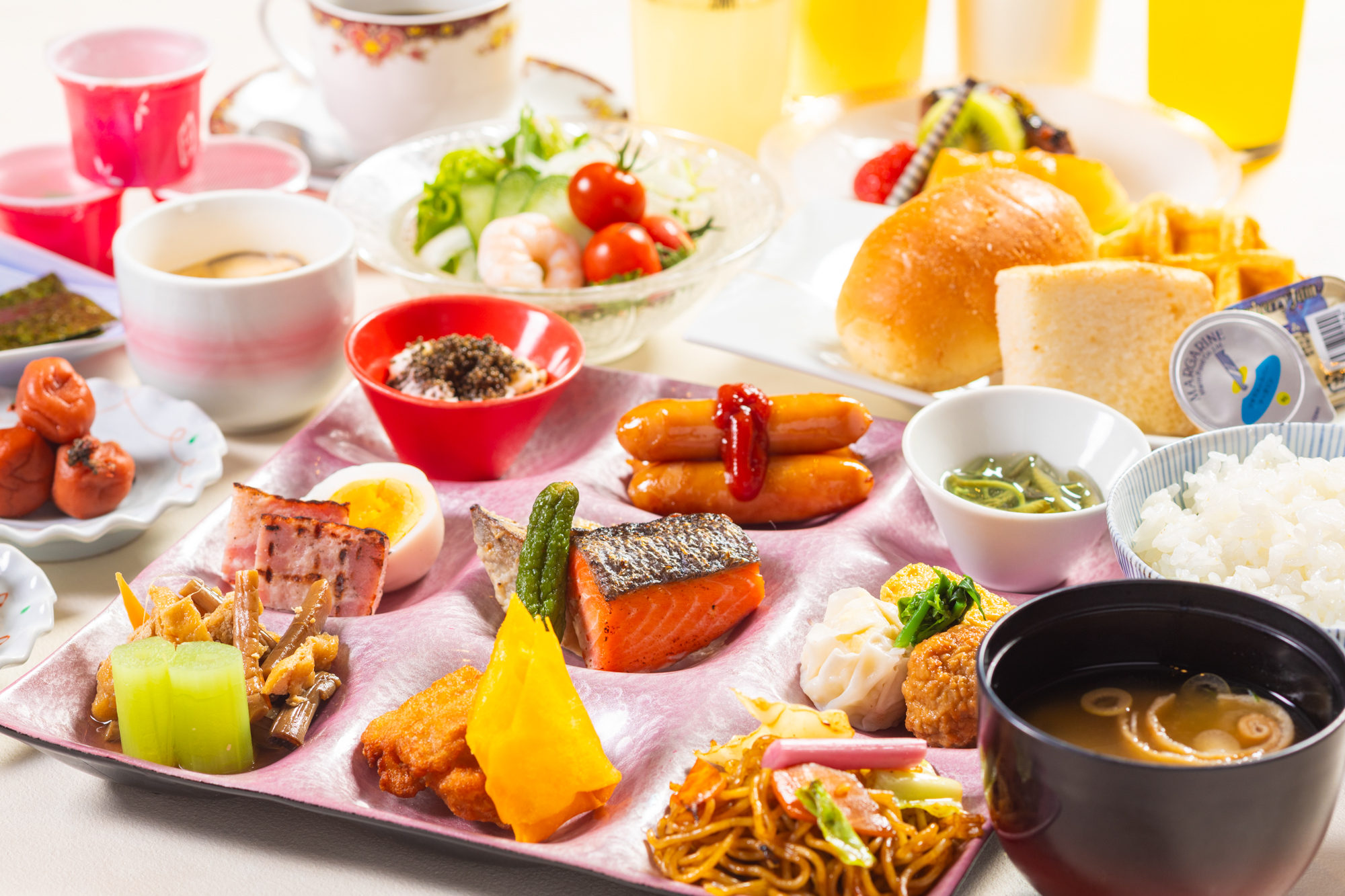 秋田名産いっぱいのご朝食