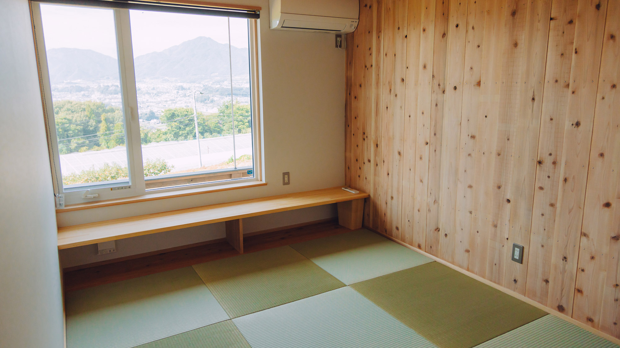 ・【ツインルーム】畳は熊本八代産のい草を使用。自然素材を取り入れた快適なお部屋です