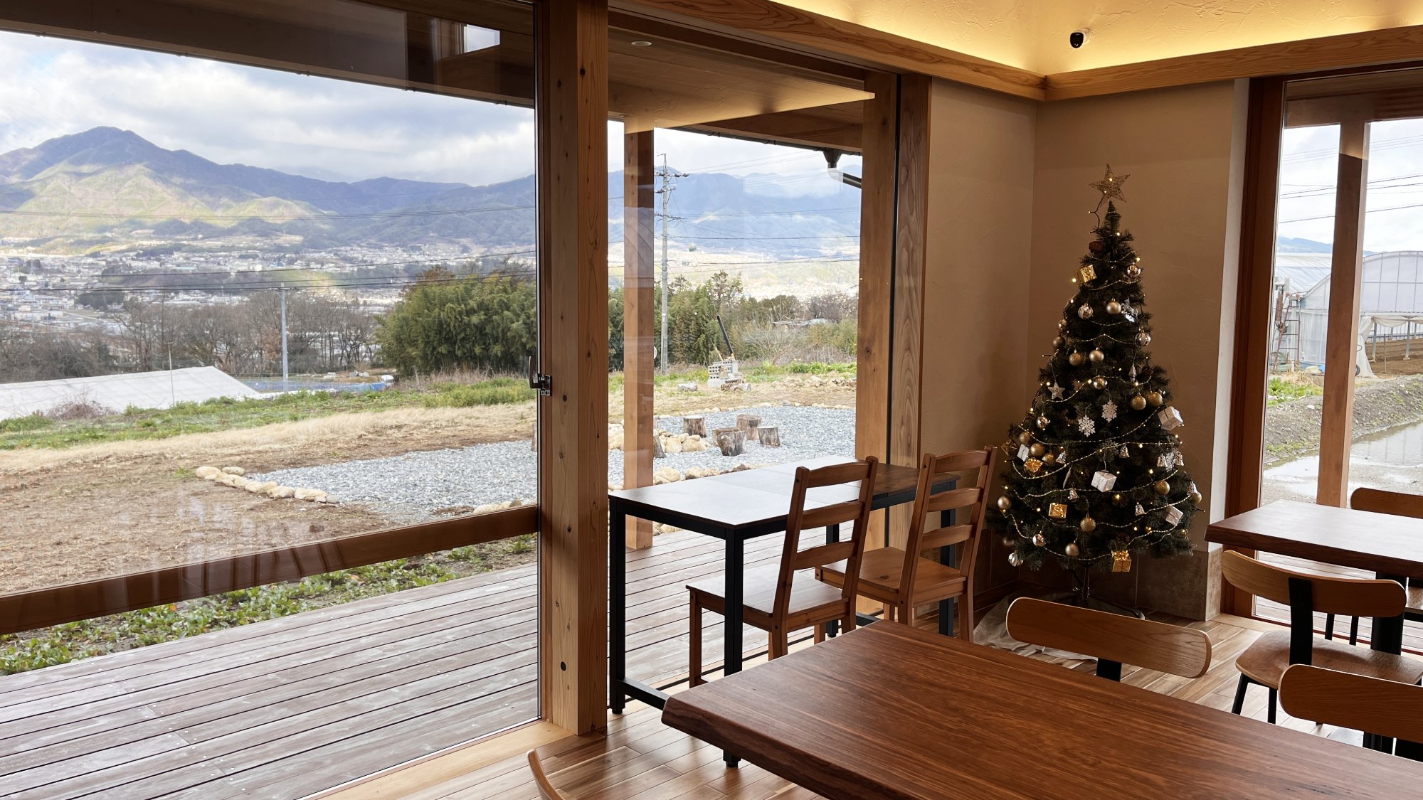 ・【クリスマス】夜景を一望できるカフェ。大切な方やご家族との思い出作りに。