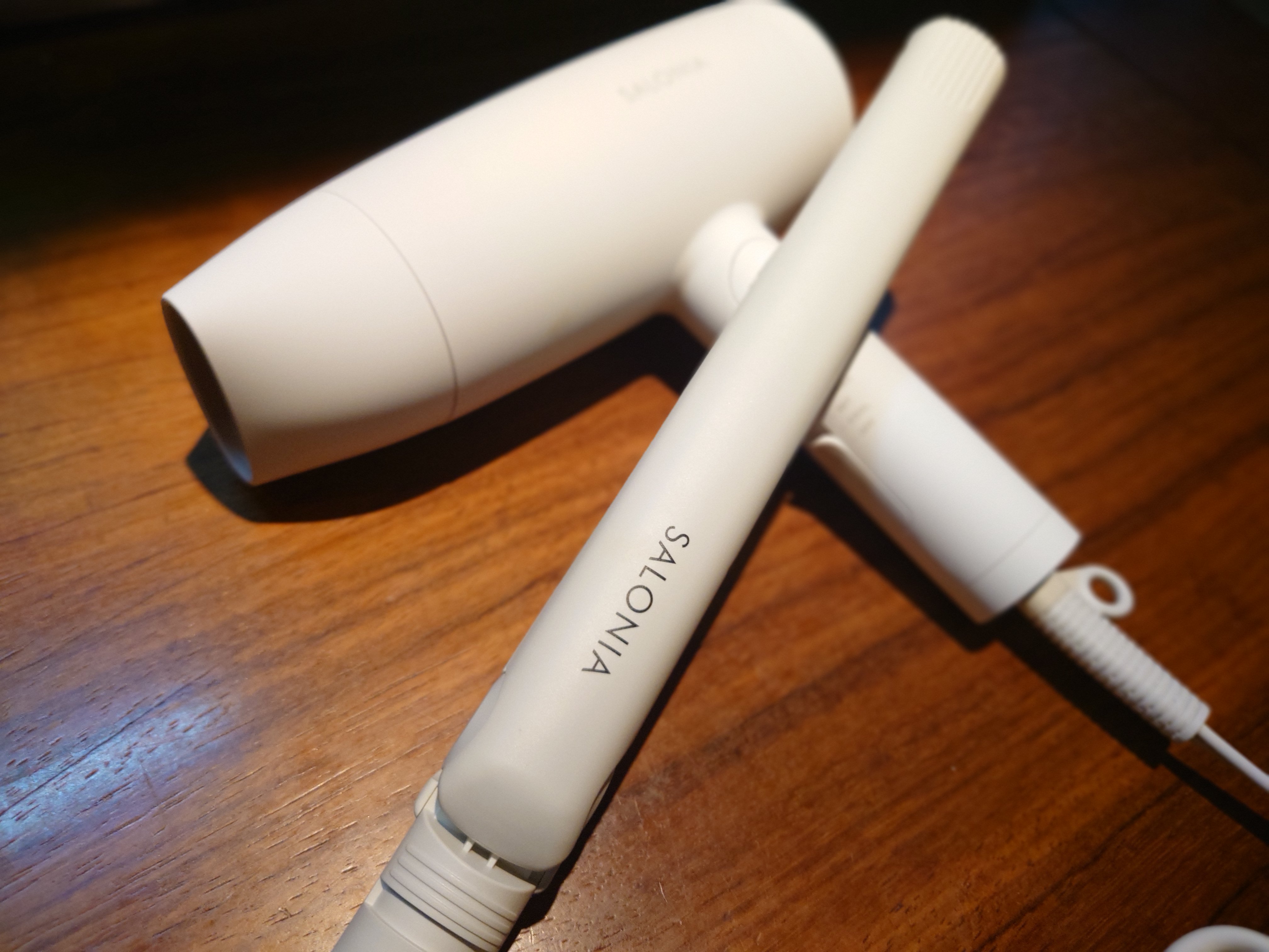 ヘアードライヤー＆ヘアーアイロン